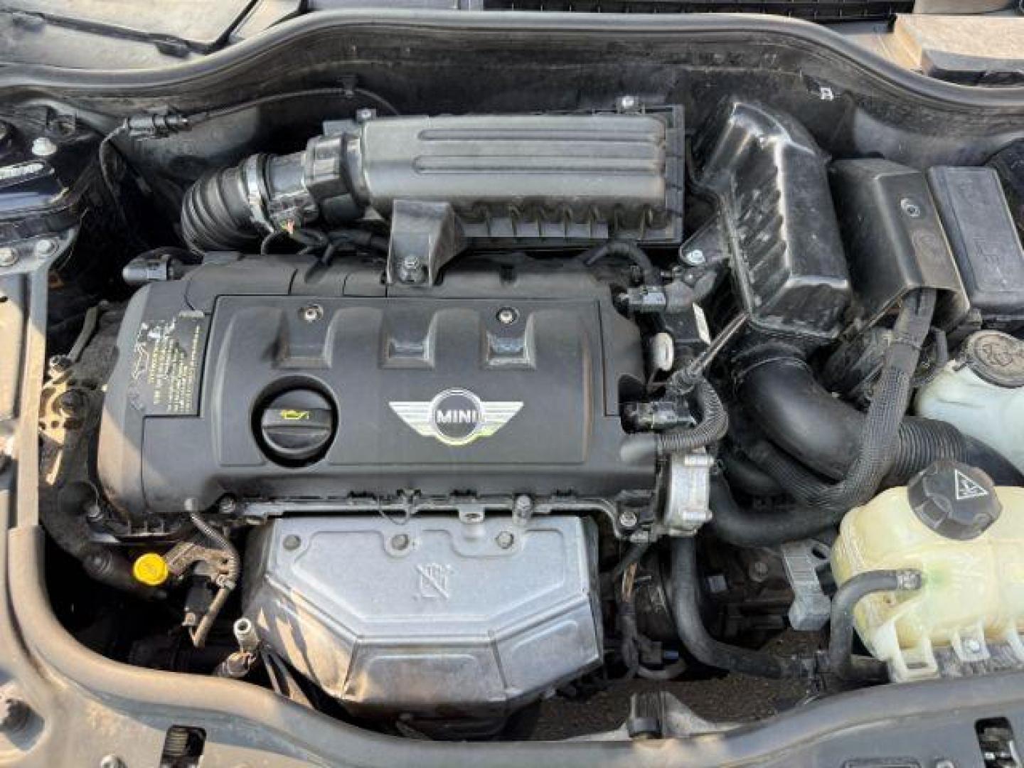 2013 BLUE /Carbon Black Mini Hardtop (WMWSU3C57DT) with an 16L I-4 DOHC engine, Manual transmission, located at 1175 N Woodruff Ave, Idaho Falls, ID, 83401, 43.506901, -111.999657 - At Timberline Auto, finding a great deal on your next vehicle is always easy! Our experienced sales staff's goal is to help find you the right vehicle at the right price! Our knowledgeable finance department has options for almost any credit score. We offer extended service contract options to prote - Photo#16