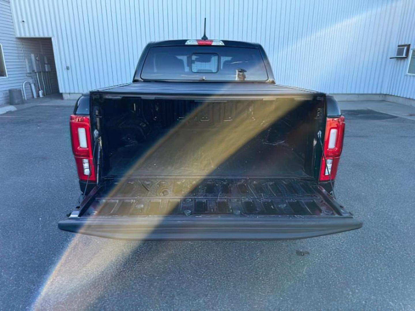 2019 Shadow Black /Ebony Ford Ranger (1FTER4FH8KL) with an EcoBoost 23L I-4 gasoline direct injection engine, Automatic transmission, located at 1175 N Woodruff Ave, Idaho Falls, ID, 83401, 43.506901, -111.999657 - At Timberline Auto, finding a great deal on your next vehicle is always easy! Our experienced sales staff's goal is to help find you the right vehicle at the right price! Our knowledgeable finance department has options for almost any credit score. We offer extended service contract options to prote - Photo#5