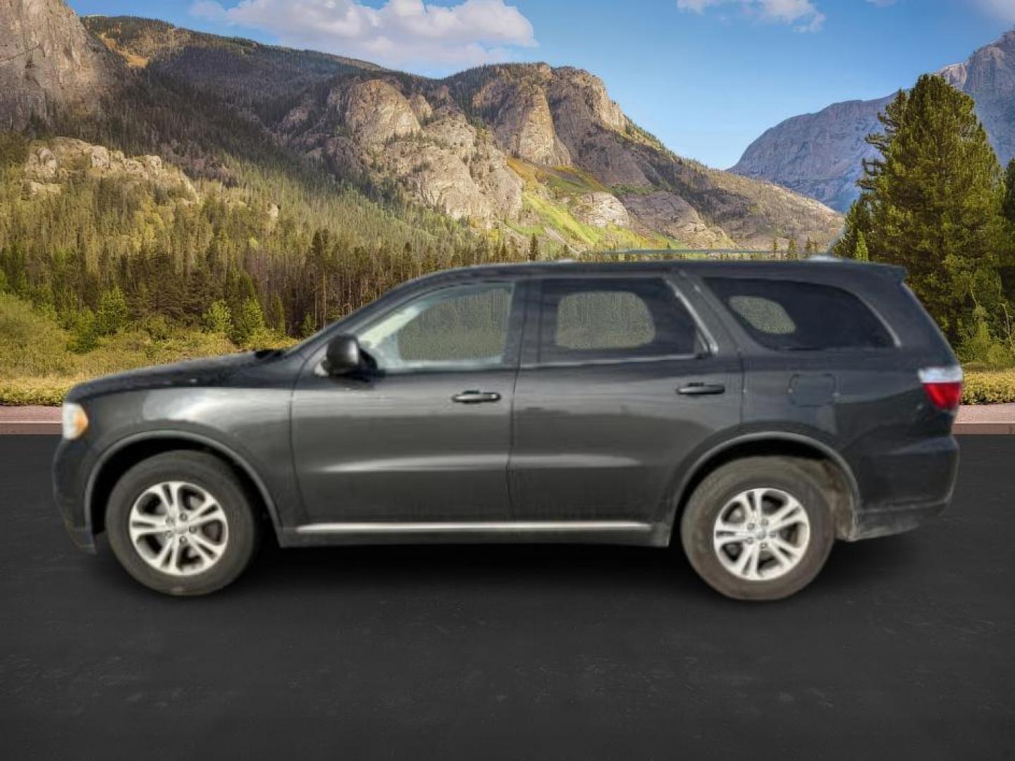 2011 BLACK /Black Dodge Durango (1D4RE2GG1BC) with an 36L V-6 DOHC engine, Automatic transmission, located at 1175 N Woodruff Ave, Idaho Falls, ID, 83401, 43.506901, -111.999657 - At Timberline Auto, finding a great deal on your next vehicle is always easy! Our experienced sales staff's goal is to help find you the right vehicle at the right price! Our knowledgeable finance department has options for almost any credit score. We offer extended service contract options to prote - Photo#0