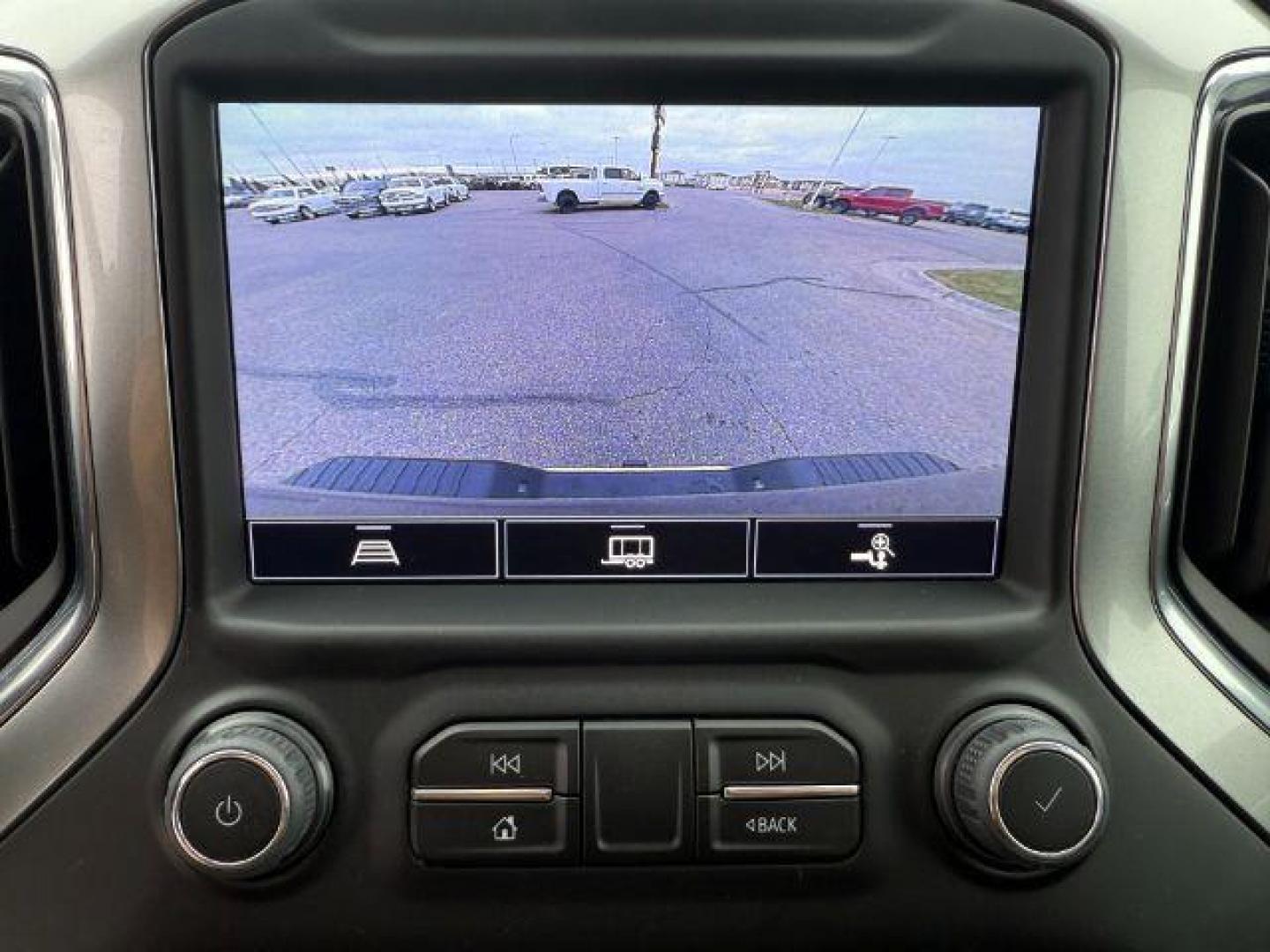 2022 GREEN /Jet Black Chevrolet Silverado 3500HD (1GC4YUEY1NF) with an Duramax 66L V-8 diesel direct injection engine, Automatic transmission, located at 1175 N Woodruff Ave, Idaho Falls, ID, 83401, 43.506901, -111.999657 - At Timberline Auto, finding a great deal on your next vehicle is always easy! Our experienced sales staff's goal is to help find you the right vehicle at the right price! Our knowledgeable finance department has options for almost any credit score. We offer extended service contract options to prote - Photo#41