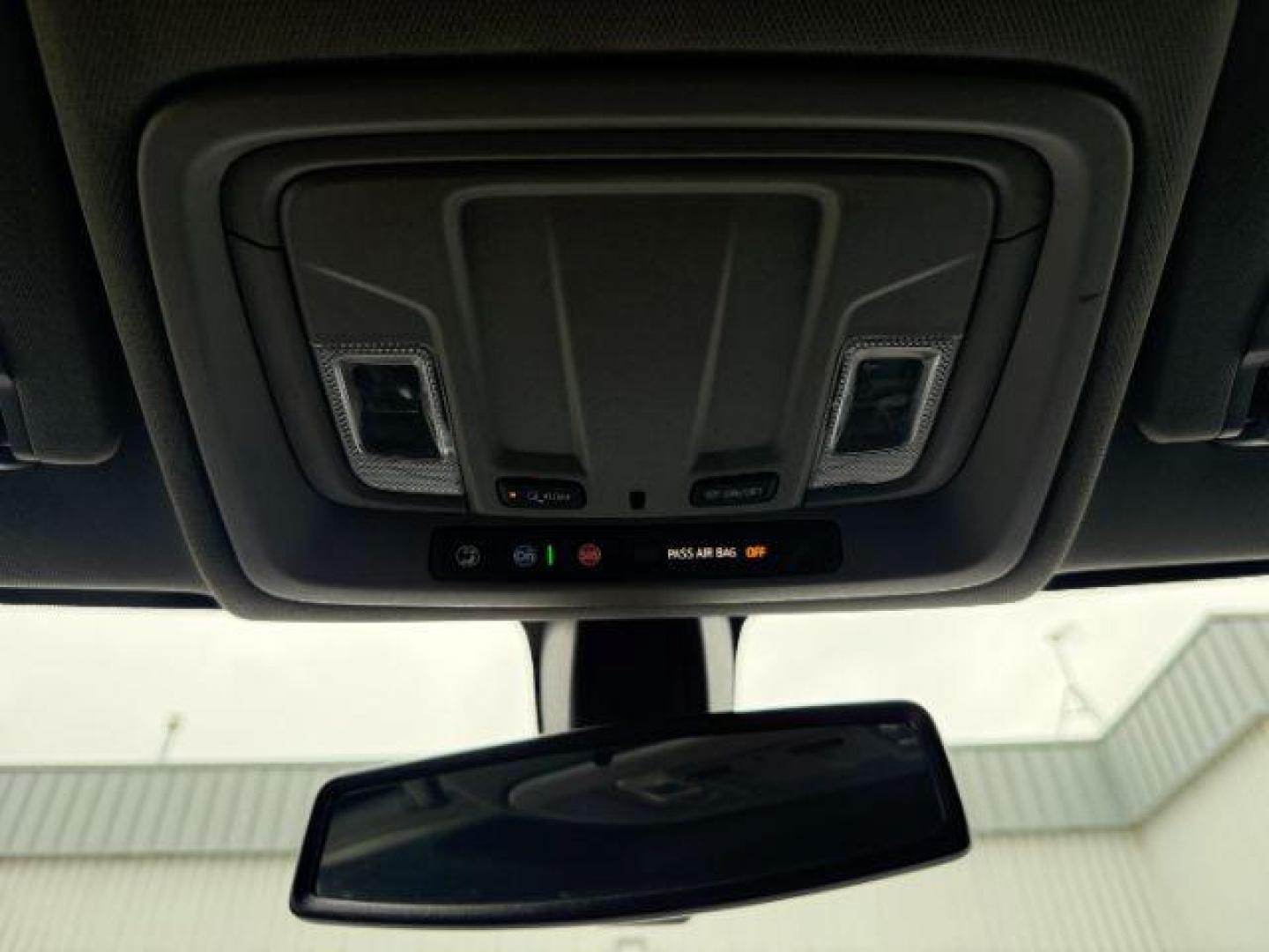 2022 GREEN /Jet Black Chevrolet Silverado 3500HD (1GC4YUEY1NF) with an Duramax 66L V-8 diesel direct injection engine, Automatic transmission, located at 1175 N Woodruff Ave, Idaho Falls, ID, 83401, 43.506901, -111.999657 - At Timberline Auto, finding a great deal on your next vehicle is always easy! Our experienced sales staff's goal is to help find you the right vehicle at the right price! Our knowledgeable finance department has options for almost any credit score. We offer extended service contract options to prote - Photo#43