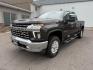 2022 GREEN /Jet Black Chevrolet Silverado 3500HD (1GC4YUEY1NF) with an Duramax 66L V-8 diesel direct injection engine, Automatic transmission, located at 1175 N Woodruff Ave, Idaho Falls, ID, 83401, 43.506901, -111.999657 - At Timberline Auto, finding a great deal on your next vehicle is always easy! Our experienced sales staff goal is to help find you the right vehicle at the right price! Our knowledgeable finance department has options for almost any credit score. We offer extended service contract options to prot - Photo#25