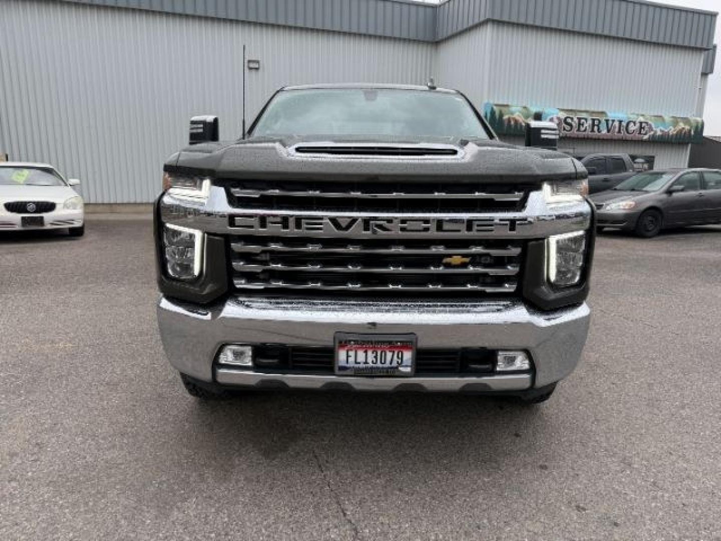 2022 GREEN /Jet Black Chevrolet Silverado 3500HD (1GC4YUEY1NF) with an Duramax 66L V-8 diesel direct injection engine, Automatic transmission, located at 1175 N Woodruff Ave, Idaho Falls, ID, 83401, 43.506901, -111.999657 - At Timberline Auto, finding a great deal on your next vehicle is always easy! Our experienced sales staff goal is to help find you the right vehicle at the right price! Our knowledgeable finance department has options for almost any credit score. We offer extended service contract options to prot - Photo#34