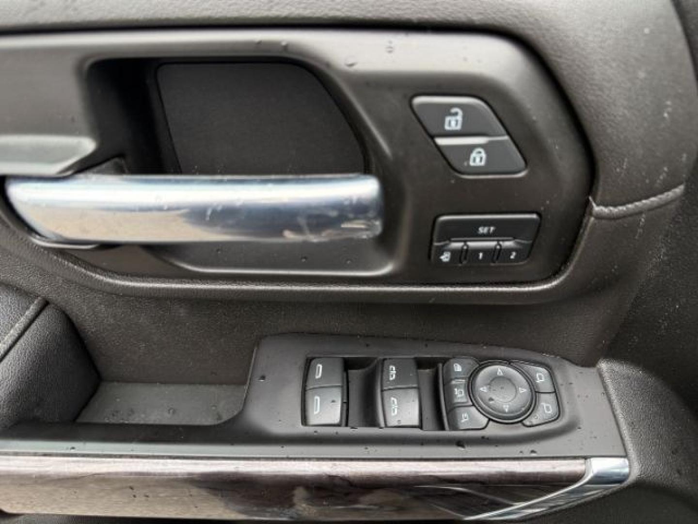 2022 GREEN /Jet Black Chevrolet Silverado 3500HD (1GC4YUEY1NF) with an Duramax 66L V-8 diesel direct injection engine, Automatic transmission, located at 1175 N Woodruff Ave, Idaho Falls, ID, 83401, 43.506901, -111.999657 - At Timberline Auto, finding a great deal on your next vehicle is always easy! Our experienced sales staff goal is to help find you the right vehicle at the right price! Our knowledgeable finance department has options for almost any credit score. We offer extended service contract options to prot - Photo#47