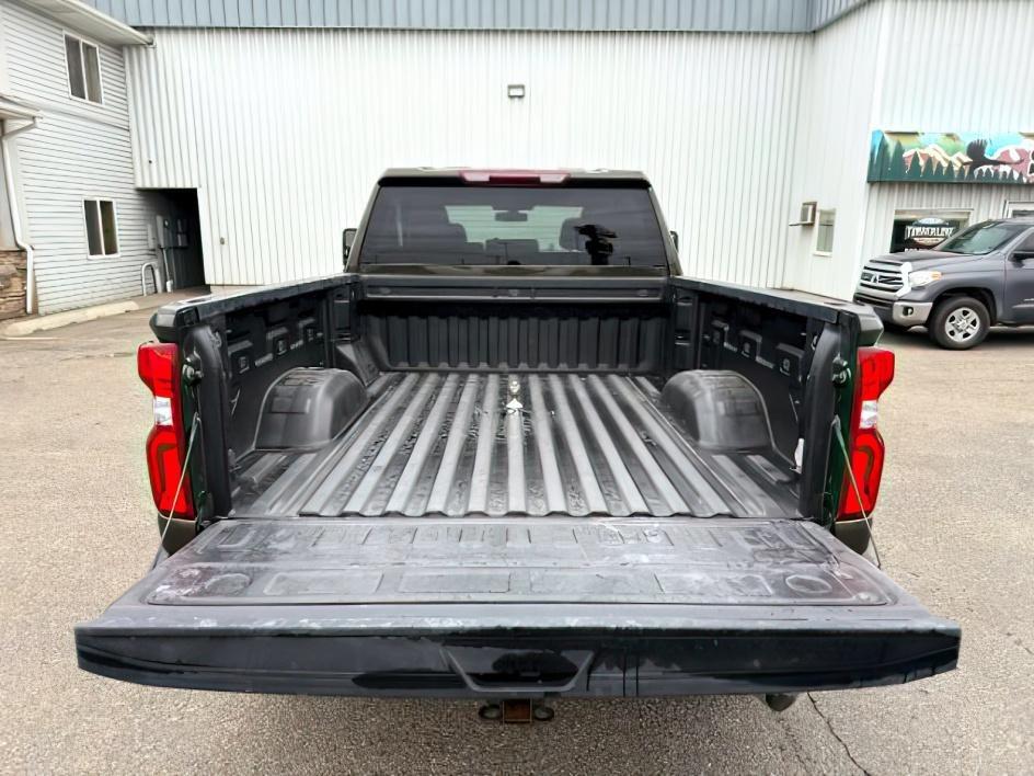 2022 Greenstone Metallic /Jet Black Chevrolet Silverado LTZ (1GC4YUEY1NF) with an V8, 6.6L engine, 10-speed automatic transmission, located at 1175 N Woodruff Ave, Idaho Falls, ID, 83401, 43.506901, -111.999657 - <b>Vehicle Details</b><br>Drive home capability and luxury in this pre-owned 2022 Chevrolet Silverado 3500 LTZ, now available in Idaho Falls, ID. Built for demanding jobs and long hauls, this 4WD heavy-duty pickup is powered by a V8 6.6L Diesel engine that delivers impressive strength, confident tow- Photo#32