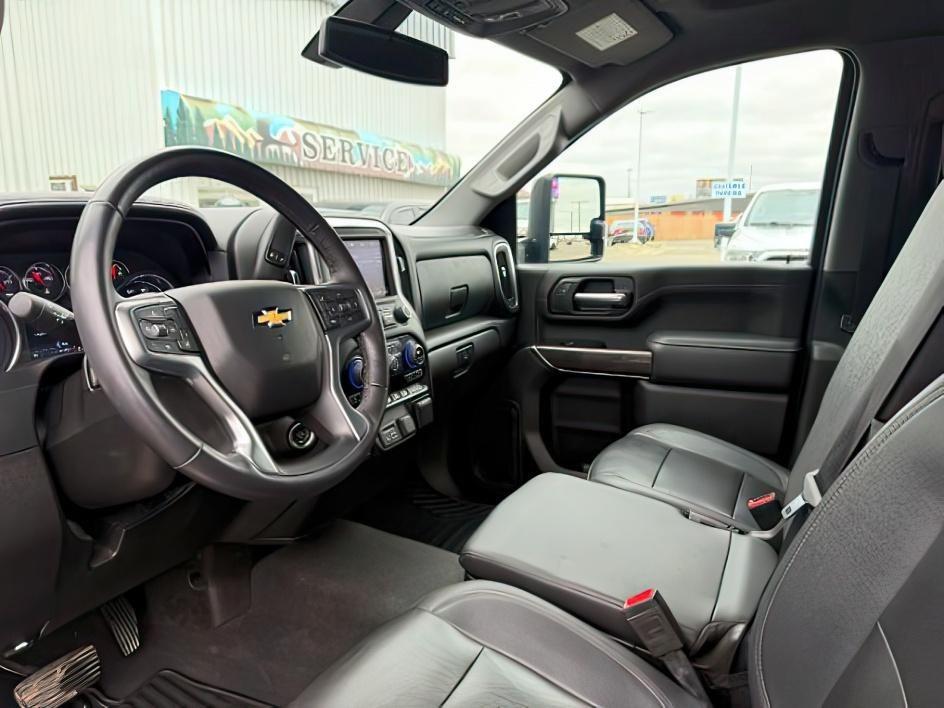 2022 Greenstone Metallic /Jet Black Chevrolet Silverado LTZ (1GC4YUEY1NF) with an V8, 6.6L engine, 10-speed automatic transmission, located at 1175 N Woodruff Ave, Idaho Falls, ID, 83401, 43.506901, -111.999657 - <b>Vehicle Details</b><br>Drive home capability and luxury in this pre-owned 2022 Chevrolet Silverado 3500 LTZ, now available in Idaho Falls, ID. Built for demanding jobs and long hauls, this 4WD heavy-duty pickup is powered by a V8 6.6L Diesel engine that delivers impressive strength, confident tow- Photo#40