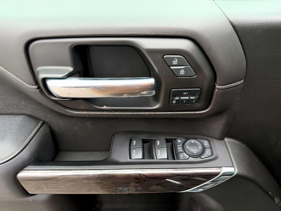 2022 Greenstone Metallic /Jet Black Chevrolet Silverado LTZ (1GC4YUEY1NF) with an V8, 6.6L engine, 10-speed automatic transmission, located at 1175 N Woodruff Ave, Idaho Falls, ID, 83401, 43.506901, -111.999657 - <b>Vehicle Details</b><br>Drive home capability and luxury in this pre-owned 2022 Chevrolet Silverado 3500 LTZ, now available in Idaho Falls, ID. Built for demanding jobs and long hauls, this 4WD heavy-duty pickup is powered by a V8 6.6L Diesel engine that delivers impressive strength, confident tow- Photo#48