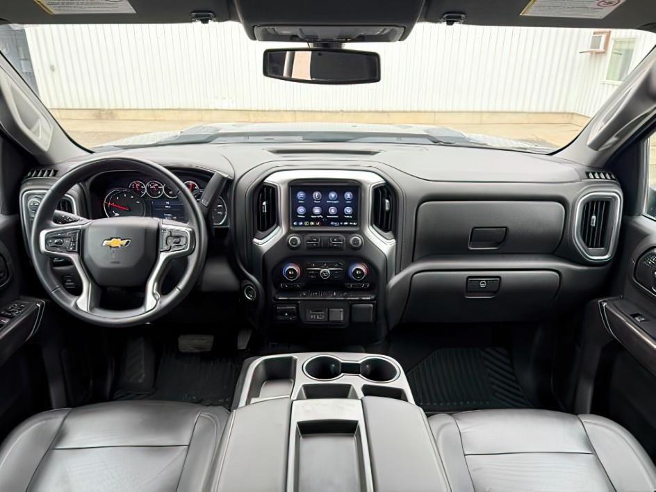 2022 Greenstone Metallic /Jet Black Chevrolet Silverado LTZ (1GC4YUEY1NF) with an V8, 6.6L engine, 10-speed automatic transmission, located at 1175 N Woodruff Ave, Idaho Falls, ID, 83401, 43.506901, -111.999657 - <b>Vehicle Details</b><br>Drive home capability and luxury in this pre-owned 2022 Chevrolet Silverado 3500 LTZ, now available in Idaho Falls, ID. Built for demanding jobs and long hauls, this 4WD heavy-duty pickup is powered by a V8 6.6L Diesel engine that delivers impressive strength, confident tow- Photo#49