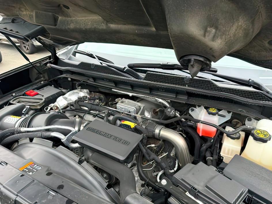 2022 Greenstone Metallic /Jet Black Chevrolet Silverado LTZ (1GC4YUEY1NF) with an V8, 6.6L engine, 10-speed automatic transmission, located at 1175 N Woodruff Ave, Idaho Falls, ID, 83401, 43.506901, -111.999657 - <b>Vehicle Details</b><br>Drive home capability and luxury in this pre-owned 2022 Chevrolet Silverado 3500 LTZ, now available in Idaho Falls, ID. Built for demanding jobs and long hauls, this 4WD heavy-duty pickup is powered by a V8 6.6L Diesel engine that delivers impressive strength, confident tow- Photo#51