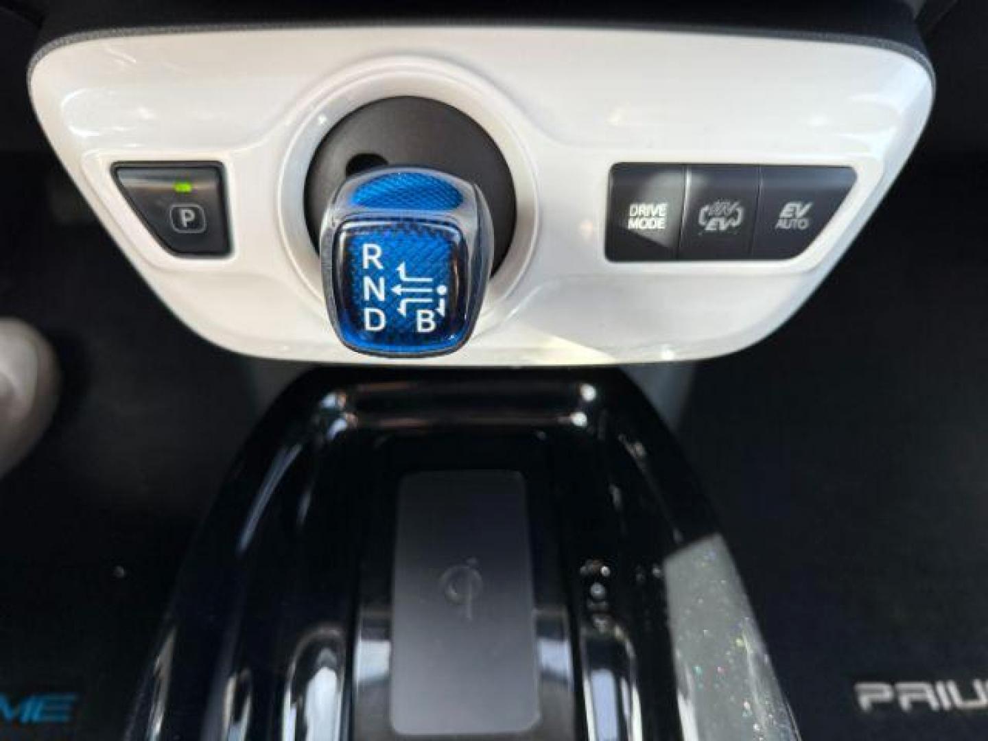 2017 SILVER /Black Toyota Prius Prime (JTDKARFP6H3) with an 18L I-4 DOHC engine, Automatic transmission, located at 1175 N Woodruff Ave, Idaho Falls, ID, 83401, 43.506901, -111.999657 - At Timberline Auto, finding a great deal on your next vehicle is always easy! Our experienced sales staff's goal is to help find you the right vehicle at the right price! Our knowledgeable finance department has options for almost any credit score. We offer extended service contract options to prote - Photo#41