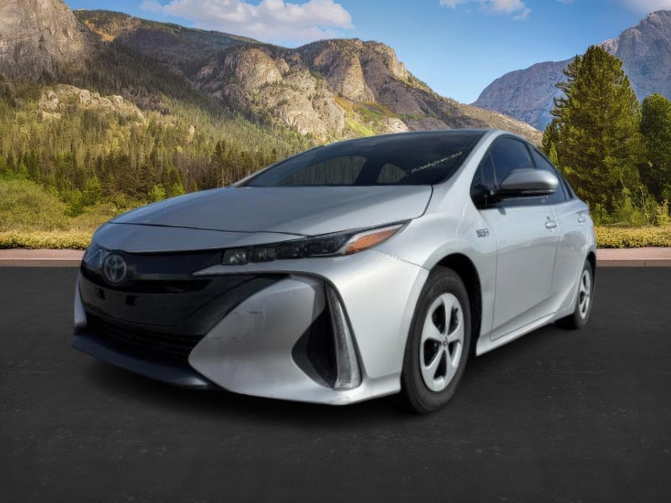 photo of 2017 Toyota Prius Prime Plus