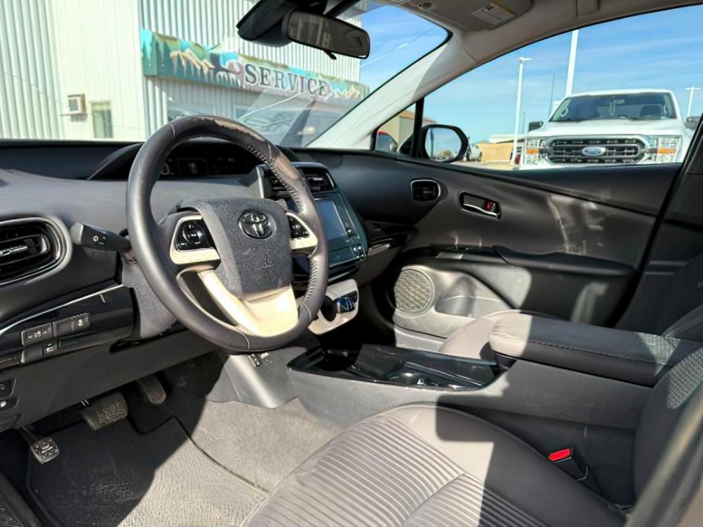 2017 SILVER /Black Toyota Prius Prime (JTDKARFP6H3) with an 18L I-4 DOHC engine, Automatic transmission, located at 1175 N Woodruff Ave, Idaho Falls, ID, 83401, 43.506901, -111.999657 - At Timberline Auto, finding a great deal on your next vehicle is always easy! Our experienced sales staff's goal is to help find you the right vehicle at the right price! Our knowledgeable finance department has options for almost any credit score. We offer extended service contract options to prote - Photo#13