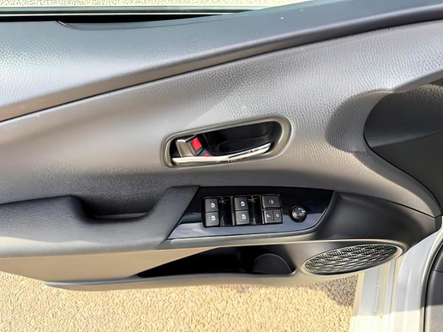 2017 SILVER /Black Toyota Prius Prime (JTDKARFP6H3) with an 18L I-4 DOHC engine, Automatic transmission, located at 1175 N Woodruff Ave, Idaho Falls, ID, 83401, 43.506901, -111.999657 - At Timberline Auto, finding a great deal on your next vehicle is always easy! Our experienced sales staff's goal is to help find you the right vehicle at the right price! Our knowledgeable finance department has options for almost any credit score. We offer extended service contract options to prote - Photo#20