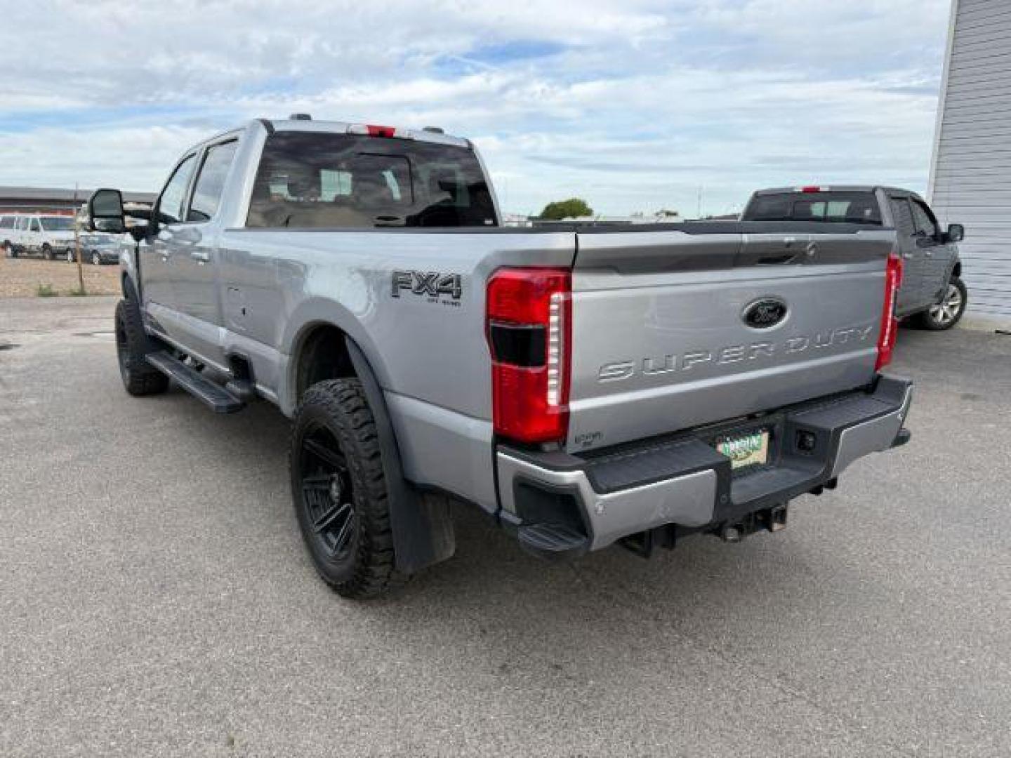 2024 SILVER /Black Onyx Ford F-350 (1FT8W3BM3RE) with an Powerstroke 67L V-8 diesel direct injection engine, Automatic transmission, located at 1175 N Woodruff Ave, Idaho Falls, ID, 83401, 43.506901, -111.999657 - At Timberline Auto, finding a great deal on your next vehicle is always easy! Our experienced sales staff's goal is to help find you the right vehicle at the right price! Our knowledgeable finance department has options for almost any credit score. We offer extended service contract options to prote - Photo#25