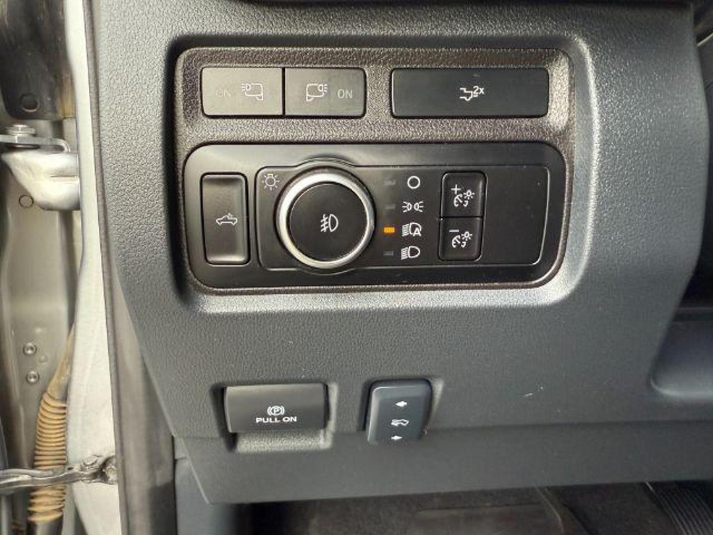 2024 SILVER /Black Onyx Ford F-350 (1FT8W3BM3RE) with an Powerstroke 67L V-8 diesel direct injection engine, Automatic transmission, located at 1175 N Woodruff Ave, Idaho Falls, ID, 83401, 43.506901, -111.999657 - At Timberline Auto, finding a great deal on your next vehicle is always easy! Our experienced sales staff's goal is to help find you the right vehicle at the right price! Our knowledgeable finance department has options for almost any credit score. We offer extended service contract options to prote - Photo#40