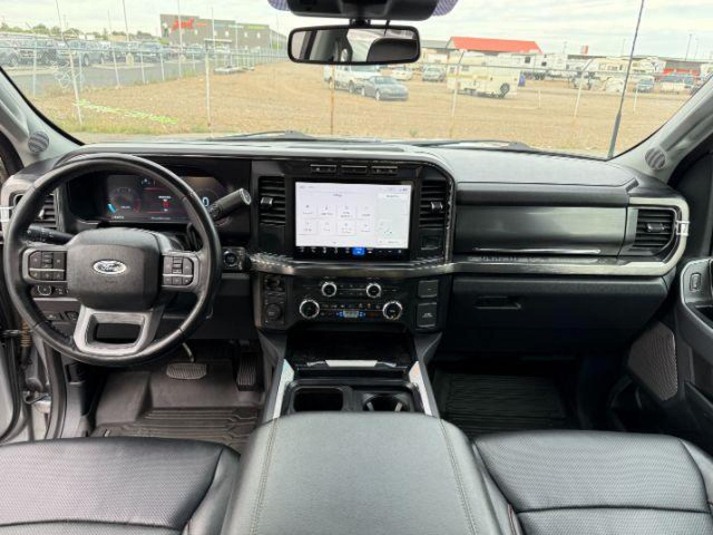 2024 SILVER /Black Onyx Ford F-350 (1FT8W3BM3RE) with an Powerstroke 67L V-8 diesel direct injection engine, Automatic transmission, located at 1175 N Woodruff Ave, Idaho Falls, ID, 83401, 43.506901, -111.999657 - At Timberline Auto, finding a great deal on your next vehicle is always easy! Our experienced sales staff's goal is to help find you the right vehicle at the right price! Our knowledgeable finance department has options for almost any credit score. We offer extended service contract options to prote - Photo#43