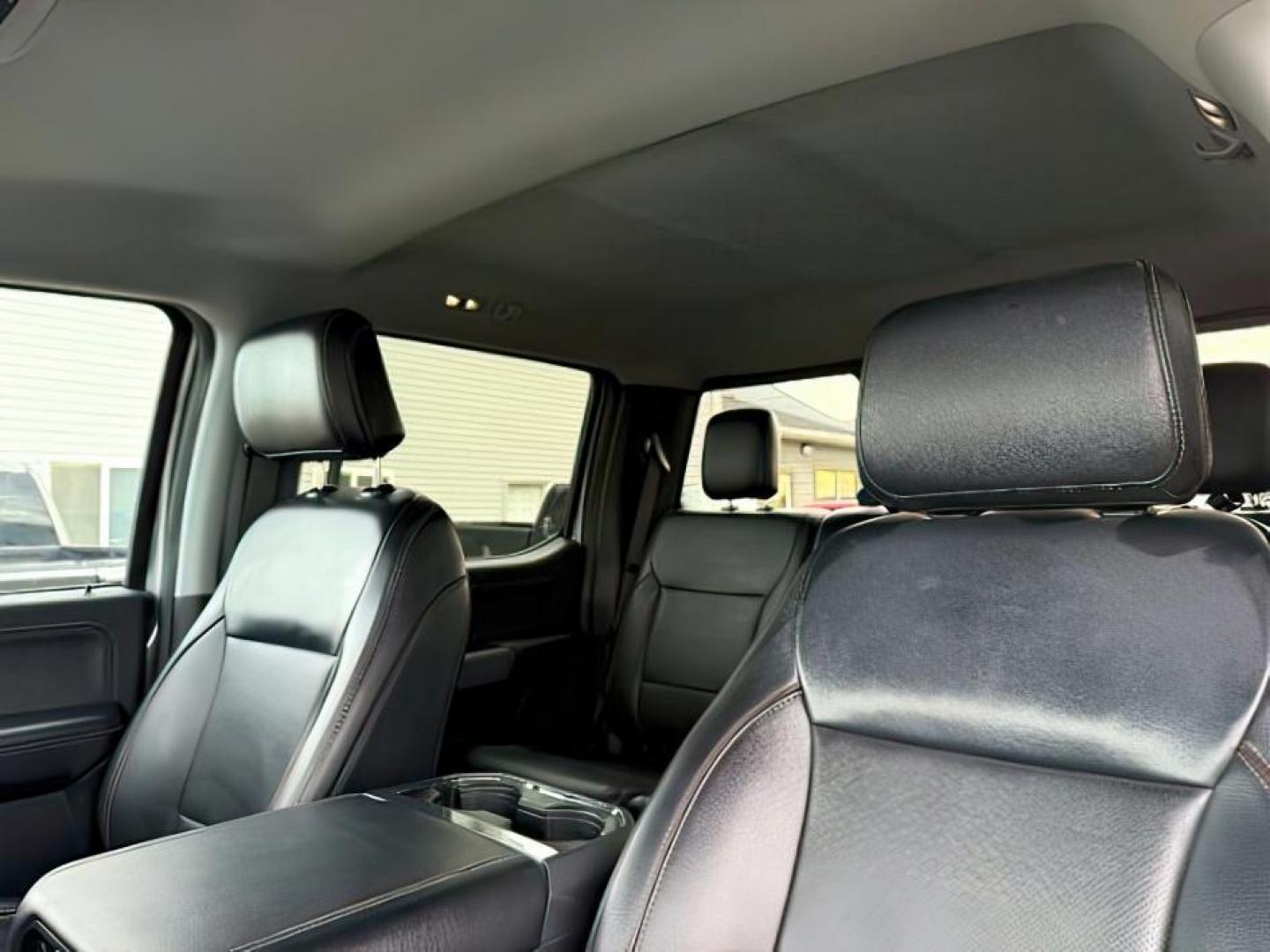 2024 SILVER /Black Onyx Ford F-350 (1FT8W3BM3RE) with an Powerstroke 67L V-8 diesel direct injection engine, Automatic transmission, located at 1175 N Woodruff Ave, Idaho Falls, ID, 83401, 43.506901, -111.999657 - At Timberline Auto, finding a great deal on your next vehicle is always easy! Our experienced sales staff's goal is to help find you the right vehicle at the right price! Our knowledgeable finance department has options for almost any credit score. We offer extended service contract options to prote - Photo#18