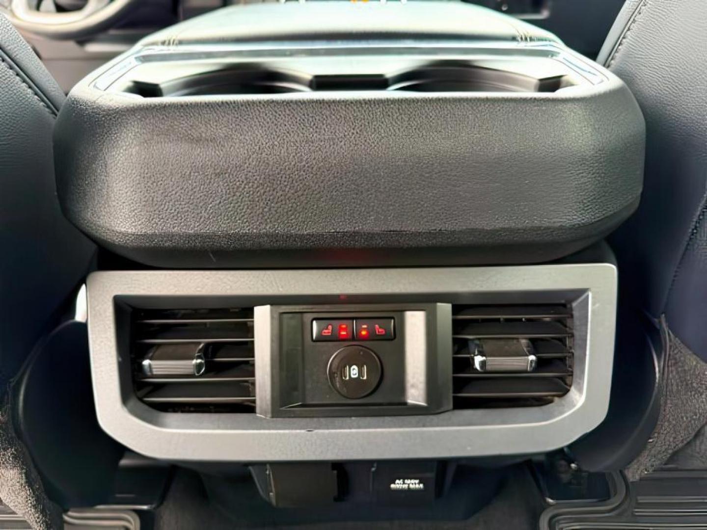 2024 SILVER /Black Onyx Ford F-350 (1FT8W3BM3RE) with an Powerstroke 67L V-8 diesel direct injection engine, Automatic transmission, located at 1175 N Woodruff Ave, Idaho Falls, ID, 83401, 43.506901, -111.999657 - At Timberline Auto, finding a great deal on your next vehicle is always easy! Our experienced sales staff's goal is to help find you the right vehicle at the right price! Our knowledgeable finance department has options for almost any credit score. We offer extended service contract options to prote - Photo#21