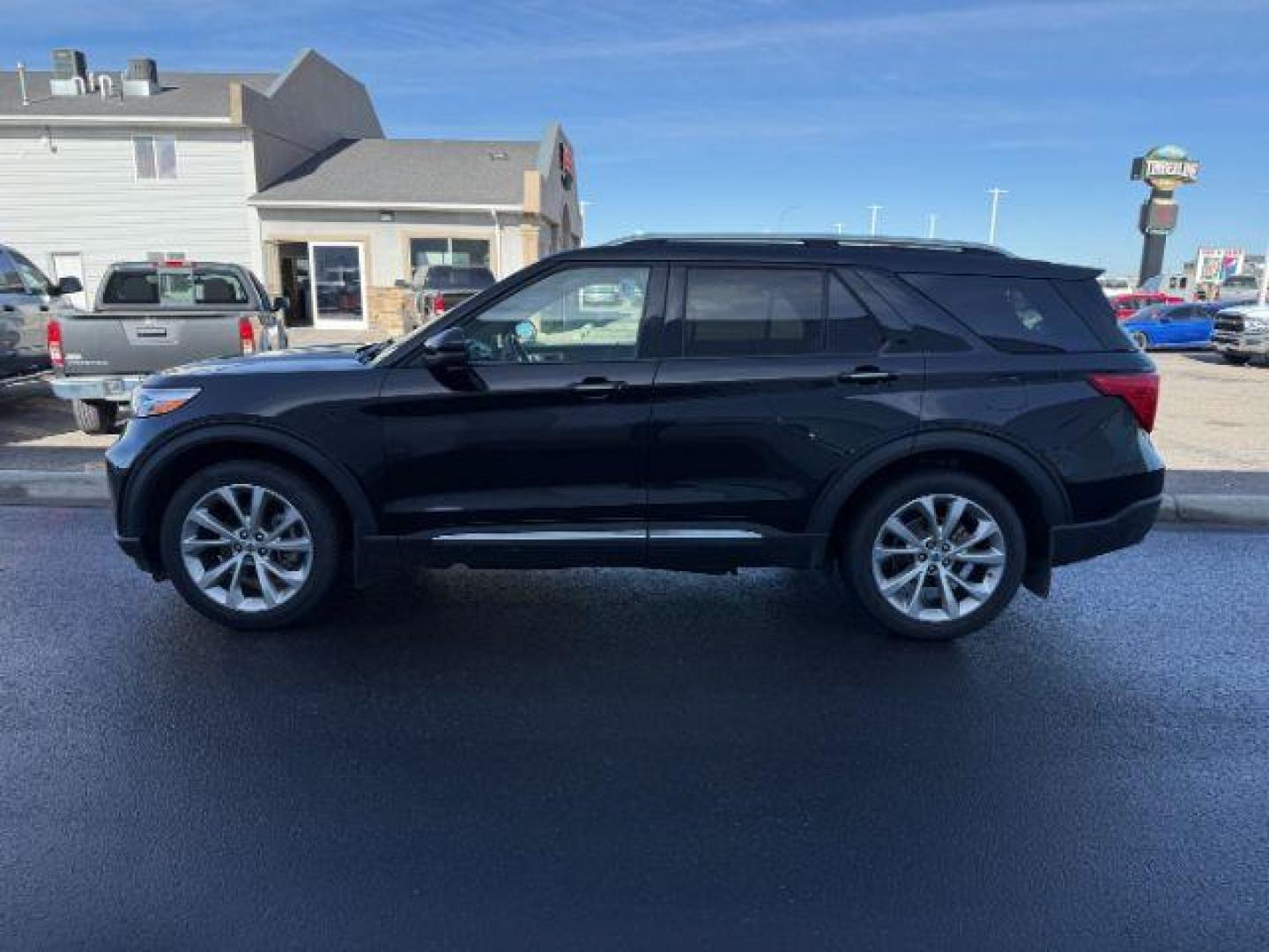 2021 Agate Black Metallic /Ebony Ford Explorer (1FM5K8HC4MG) with an 33L V-6 portdirect injection engine, Automatic transmission, located at 1175 N Woodruff Ave, Idaho Falls, ID, 83401, 43.506901, -111.999657 - At Timberline Auto, finding a great deal on your next vehicle is always easy! Our experienced sales staff's goal is to help find you the right vehicle at the right price! Our knowledgeable finance department has options for almost any credit score. We offer extended service contract options to prote - Photo#28