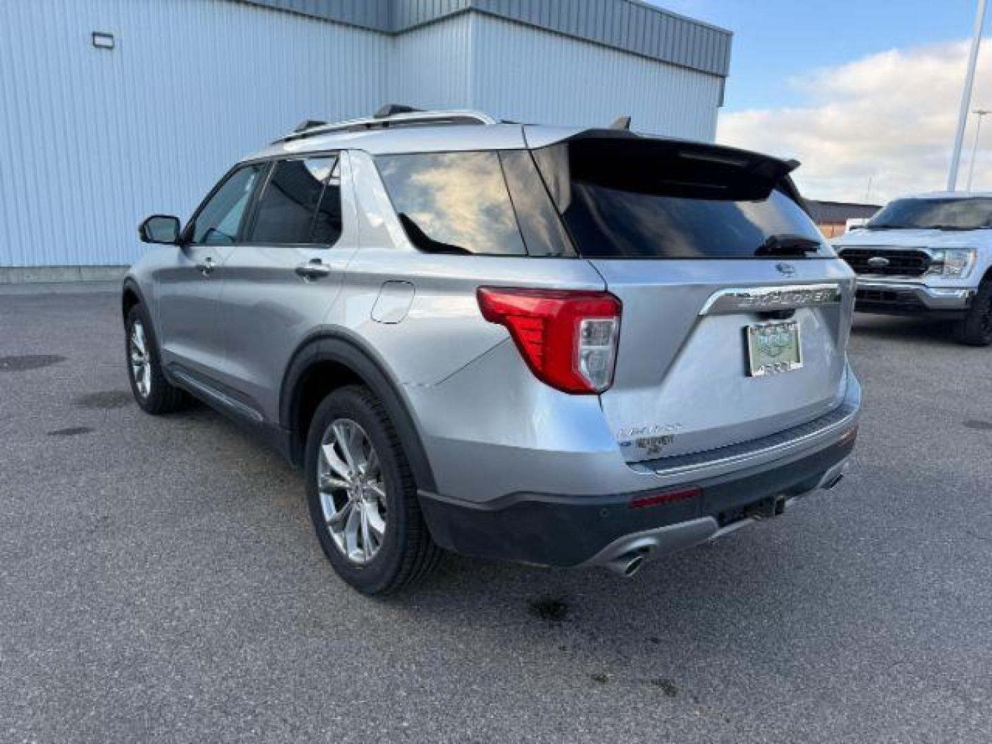 2022 Iconic Silver Metallic /Ebony Ford Explorer (1FMSK8FH6NG) with an 33L V-6 portdirect injection engine, Automatic transmission, located at 1175 N Woodruff Ave, Idaho Falls, ID, 83401, 43.506901, -111.999657 - At Timberline Auto, finding a great deal on your next vehicle is always easy! Our experienced sales staff's goal is to help find you the right vehicle at the right price! Our knowledgeable finance department has options for almost any credit score. We offer extended service contract options to prote - Photo#29