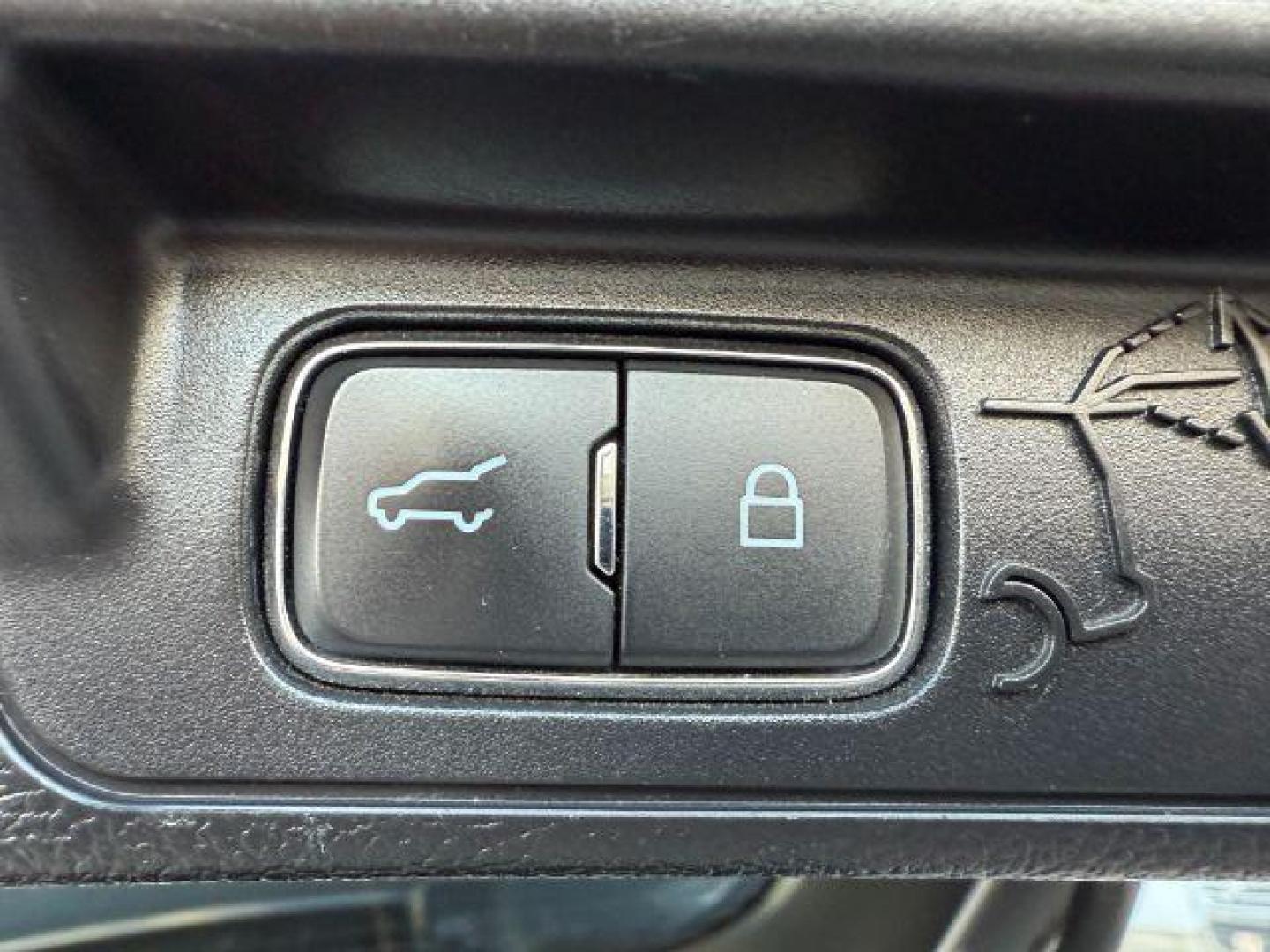 2022 Iconic Silver Metallic /Ebony Ford Explorer (1FMSK8FH6NG) with an 33L V-6 portdirect injection engine, Automatic transmission, located at 1175 N Woodruff Ave, Idaho Falls, ID, 83401, 43.506901, -111.999657 - At Timberline Auto, finding a great deal on your next vehicle is always easy! Our experienced sales staff's goal is to help find you the right vehicle at the right price! Our knowledgeable finance department has options for almost any credit score. We offer extended service contract options to prote - Photo#33