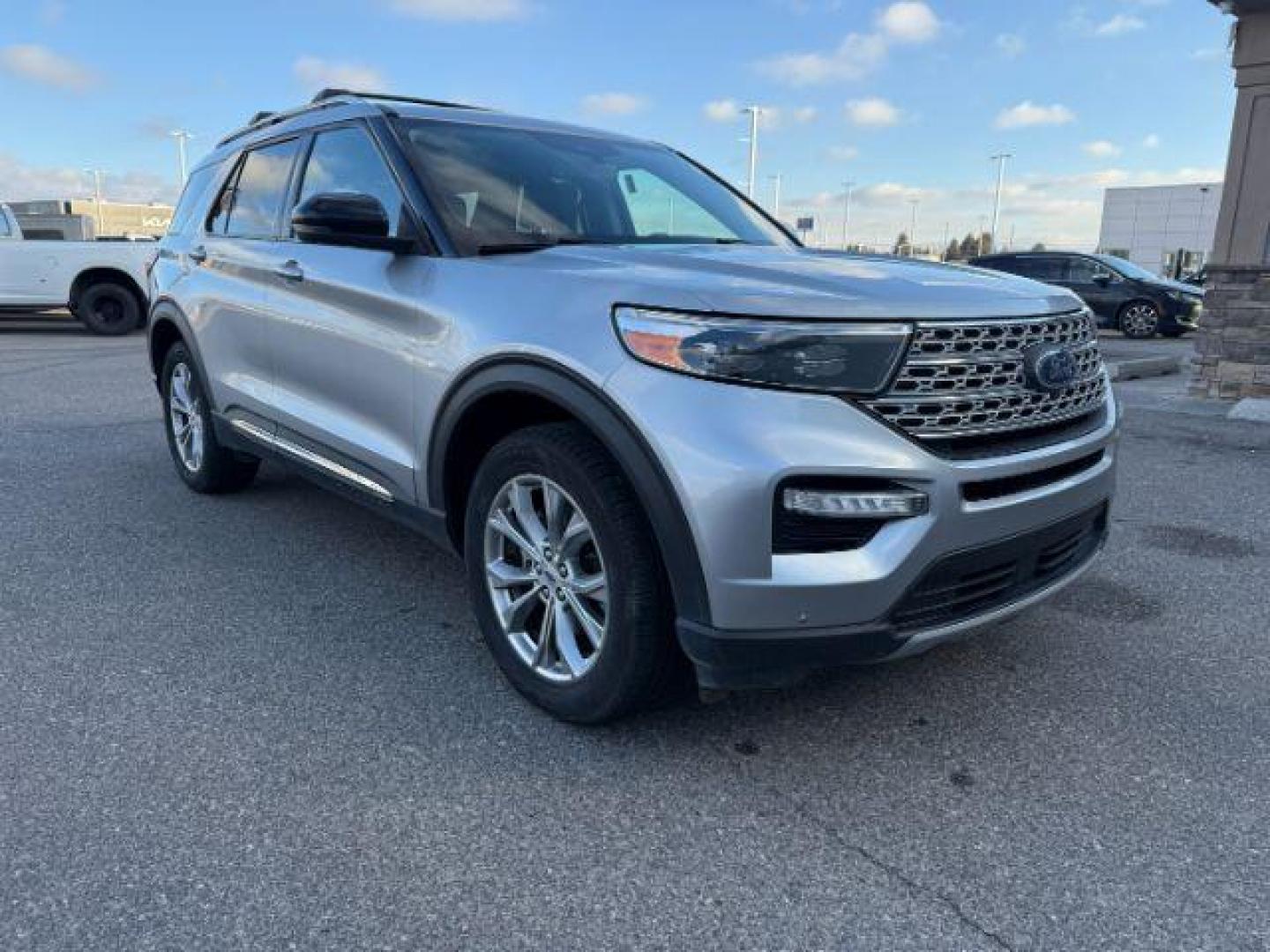 2022 Iconic Silver Metallic /Ebony Ford Explorer (1FMSK8FH6NG) with an 33L V-6 portdirect injection engine, Automatic transmission, located at 1175 N Woodruff Ave, Idaho Falls, ID, 83401, 43.506901, -111.999657 - At Timberline Auto, finding a great deal on your next vehicle is always easy! Our experienced sales staff's goal is to help find you the right vehicle at the right price! Our knowledgeable finance department has options for almost any credit score. We offer extended service contract options to prote - Photo#36