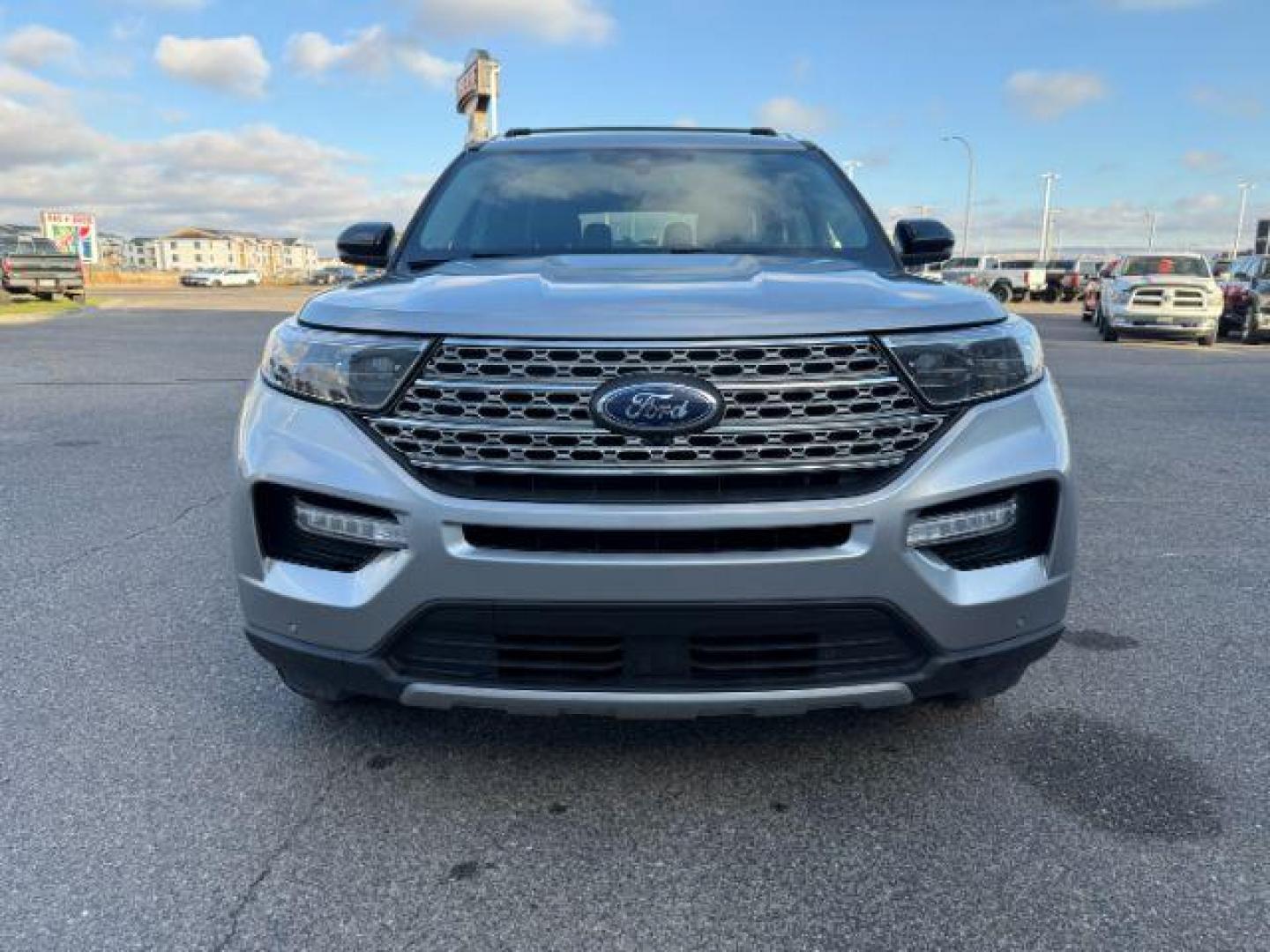 2022 Iconic Silver Metallic /Ebony Ford Explorer (1FMSK8FH6NG) with an 33L V-6 portdirect injection engine, Automatic transmission, located at 1175 N Woodruff Ave, Idaho Falls, ID, 83401, 43.506901, -111.999657 - At Timberline Auto, finding a great deal on your next vehicle is always easy! Our experienced sales staff's goal is to help find you the right vehicle at the right price! Our knowledgeable finance department has options for almost any credit score. We offer extended service contract options to prote - Photo#37