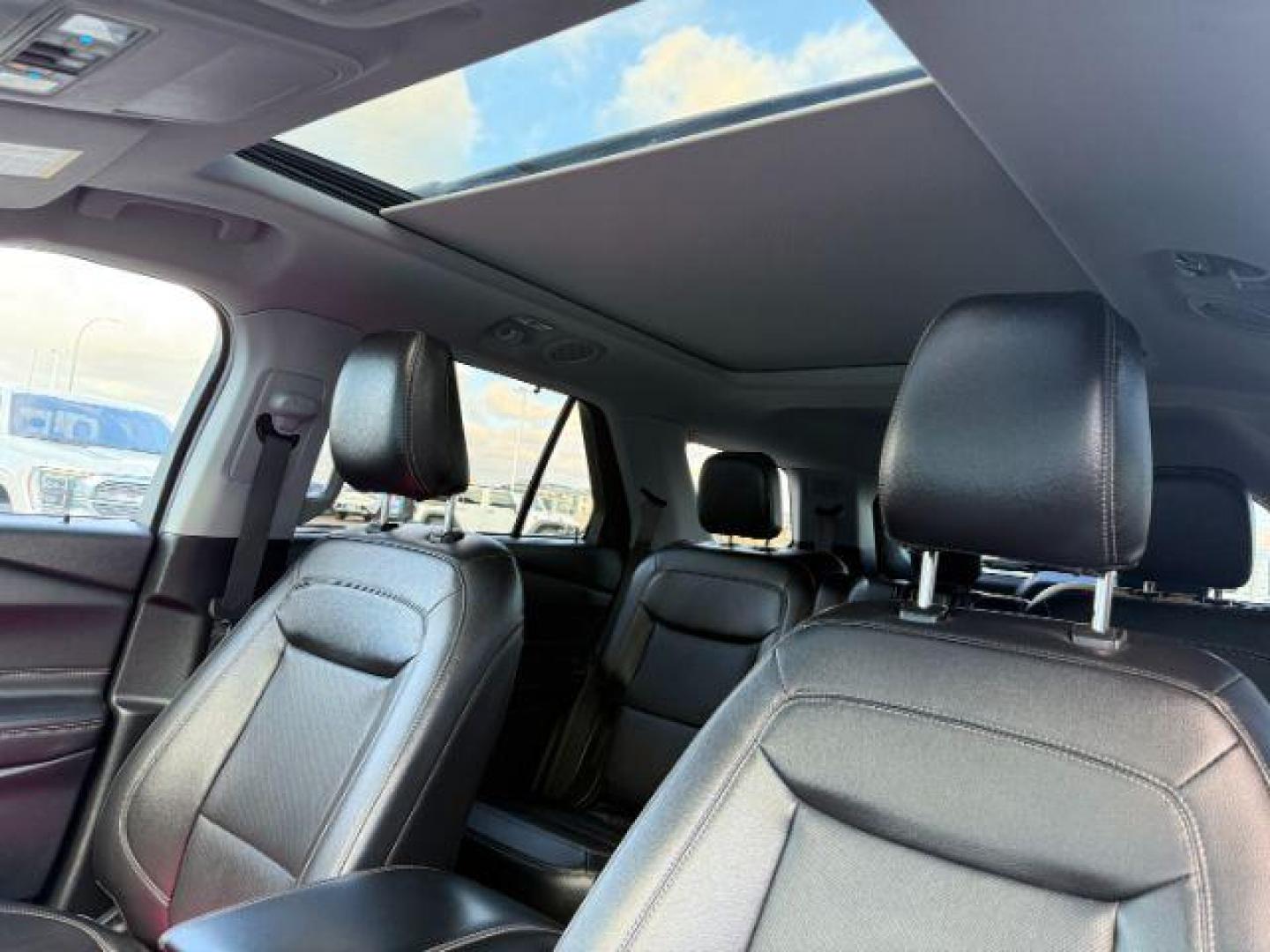 2022 Iconic Silver Metallic /Ebony Ford Explorer (1FMSK8FH6NG) with an 33L V-6 portdirect injection engine, Automatic transmission, located at 1175 N Woodruff Ave, Idaho Falls, ID, 83401, 43.506901, -111.999657 - At Timberline Auto, finding a great deal on your next vehicle is always easy! Our experienced sales staff's goal is to help find you the right vehicle at the right price! Our knowledgeable finance department has options for almost any credit score. We offer extended service contract options to prote - Photo#49