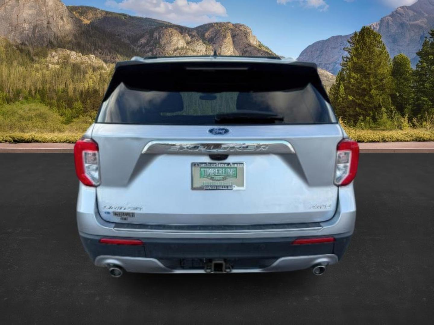 2022 Iconic Silver Metallic /Ebony Ford Explorer (1FMSK8FH6NG) with an 33L V-6 portdirect injection engine, Automatic transmission, located at 1175 N Woodruff Ave, Idaho Falls, ID, 83401, 43.506901, -111.999657 - At Timberline Auto, finding a great deal on your next vehicle is always easy! Our experienced sales staff's goal is to help find you the right vehicle at the right price! Our knowledgeable finance department has options for almost any credit score. We offer extended service contract options to prote - Photo#3