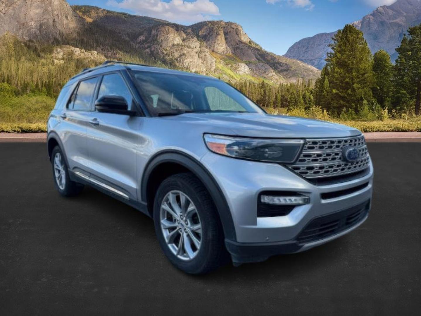 2022 Iconic Silver Metallic /Ebony Ford Explorer (1FMSK8FH6NG) with an 33L V-6 portdirect injection engine, Automatic transmission, located at 1175 N Woodruff Ave, Idaho Falls, ID, 83401, 43.506901, -111.999657 - At Timberline Auto, finding a great deal on your next vehicle is always easy! Our experienced sales staff's goal is to help find you the right vehicle at the right price! Our knowledgeable finance department has options for almost any credit score. We offer extended service contract options to prote - Photo#9