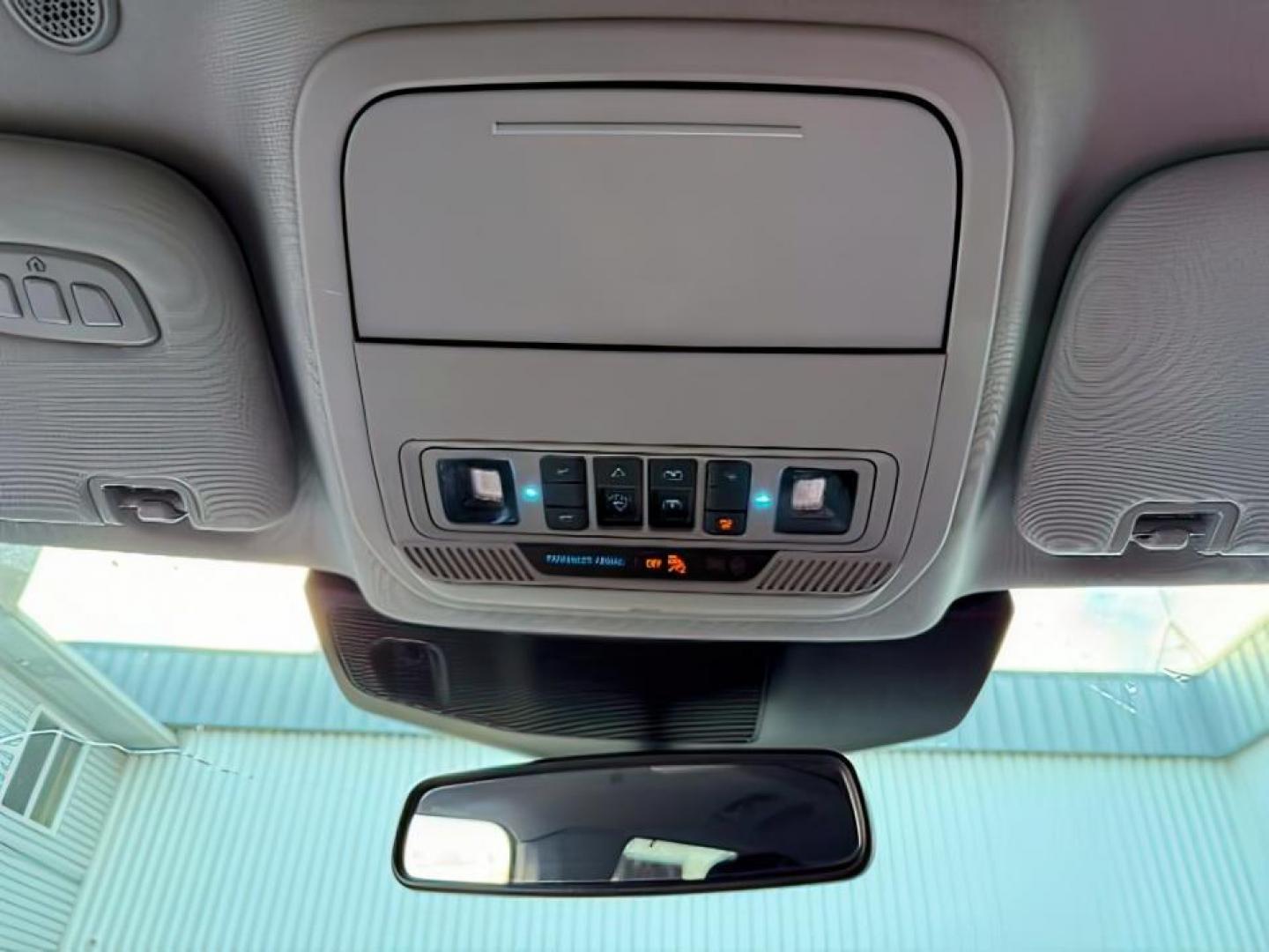 2022 Iconic Silver Metallic /Ebony Ford Explorer (1FMSK8FH6NG) with an 33L V-6 portdirect injection engine, Automatic transmission, located at 1175 N Woodruff Ave, Idaho Falls, ID, 83401, 43.506901, -111.999657 - At Timberline Auto, finding a great deal on your next vehicle is always easy! Our experienced sales staff's goal is to help find you the right vehicle at the right price! Our knowledgeable finance department has options for almost any credit score. We offer extended service contract options to prote - Photo#21