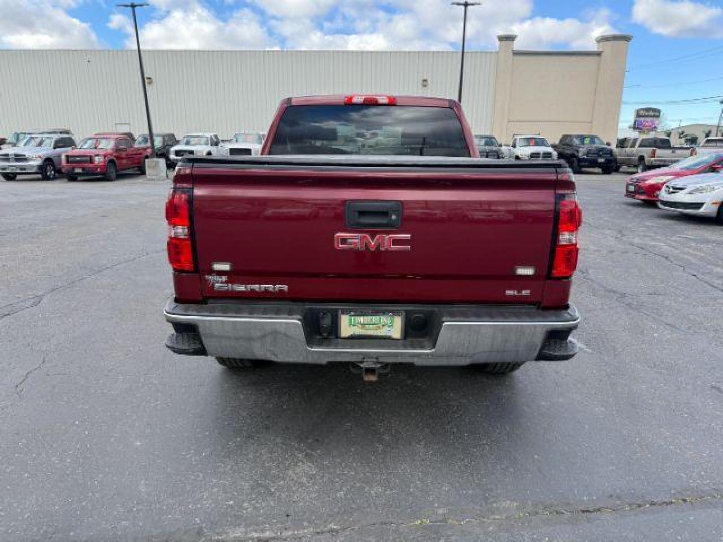 2014 MAROON /Jet Black GMC Sierra 1500 (3GTU2UEC5EG) with an EcoTec3 53L V-8 gasoline direct injection engine, Automatic transmission, located at 1175 N Woodruff Ave, Idaho Falls, ID, 83401, 43.506901, -111.999657 - At Timberline Auto, finding a great deal on your next vehicle is always easy! Our experienced sales staff's goal is to help find you the right vehicle at the right price! Our knowledgeable finance department has options for almost any credit score. We offer extended service contract options to prote - Photo#25