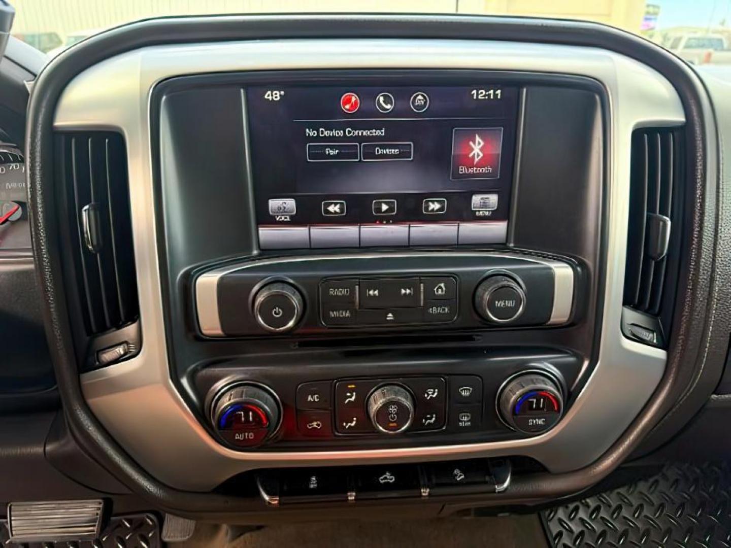 2014 MAROON /Jet Black GMC Sierra 1500 (3GTU2UEC5EG) with an EcoTec3 53L V-8 gasoline direct injection engine, Automatic transmission, located at 1175 N Woodruff Ave, Idaho Falls, ID, 83401, 43.506901, -111.999657 - At Timberline Auto, finding a great deal on your next vehicle is always easy! Our experienced sales staff's goal is to help find you the right vehicle at the right price! Our knowledgeable finance department has options for almost any credit score. We offer extended service contract options to prote - Photo#15