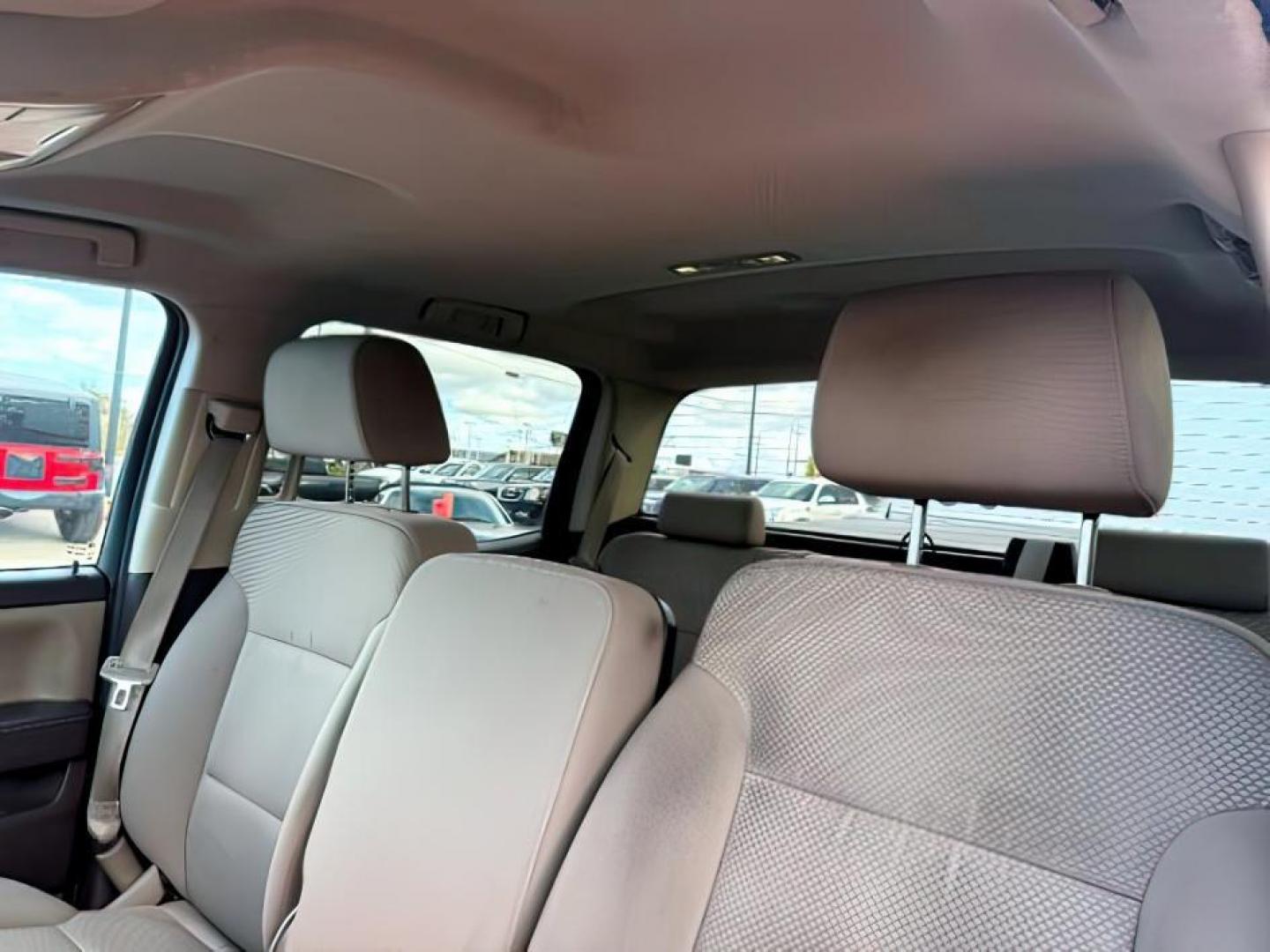 2014 MAROON /Jet Black GMC Sierra 1500 (3GTU2UEC5EG) with an EcoTec3 53L V-8 gasoline direct injection engine, Automatic transmission, located at 1175 N Woodruff Ave, Idaho Falls, ID, 83401, 43.506901, -111.999657 - At Timberline Auto, finding a great deal on your next vehicle is always easy! Our experienced sales staff's goal is to help find you the right vehicle at the right price! Our knowledgeable finance department has options for almost any credit score. We offer extended service contract options to prote - Photo#18