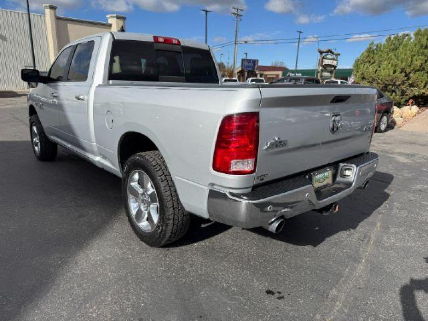 2018 SILVER /CLOTH Ram 1500 BIG HORN (1C6RR7TT6JS) with an 5.7 V8 engine, AUTOMATIC transmission, located at 1235 N Woodruff Ave., Idaho Falls, 83401, (208) 523-1053, 43.507172, -112.000488 - At Timberline Auto, finding a great deal on your next vehicle is always easy! Our experienced sales staff's goal is to help find you the right vehicle at the right price! Our knowledgeable finance department has options for almost any credit score. We offer extended service contract options to prote - Photo#25
