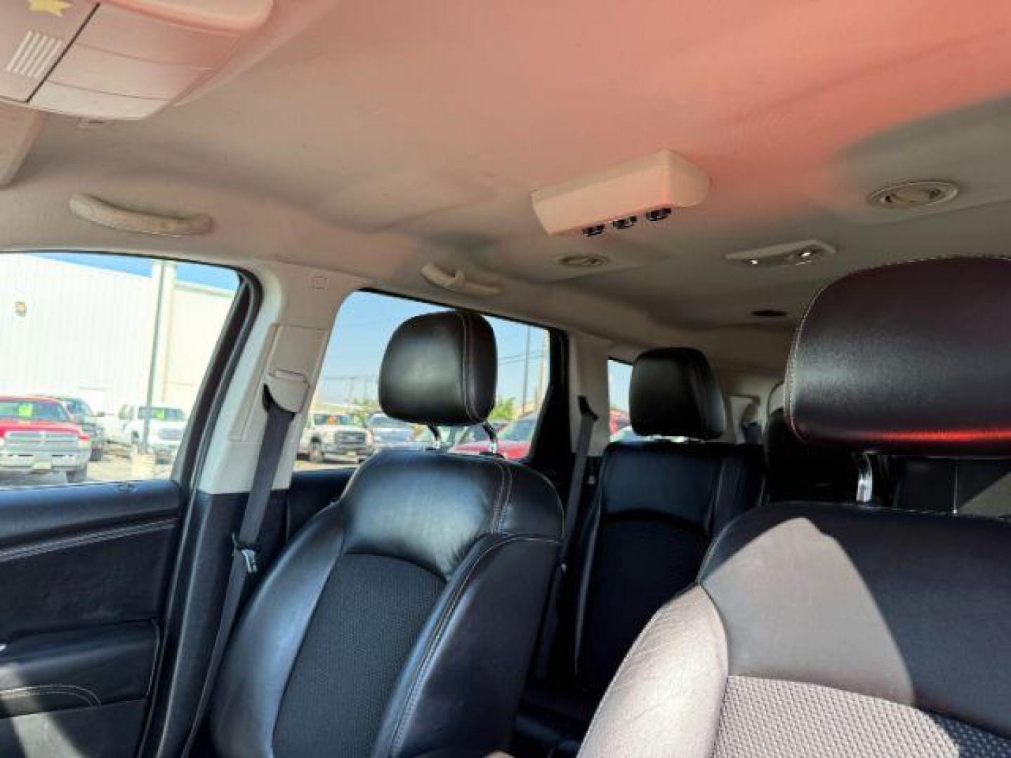 2018 Vice White /Black Dodge Journey (3C4PDDGG0JT) with an Pentastar 36L V-6 DOHC engine, Automatic transmission, located at 1175 N Woodruff Ave, Idaho Falls, ID, 83401, 43.506901, -111.999657 - At Timberline Auto, finding a great deal on your next vehicle is always easy! Our experienced sales staff's goal is to help find you the right vehicle at the right price! Our knowledgeable finance department has options for almost any credit score. We offer extended service contract options to prote - Photo#35