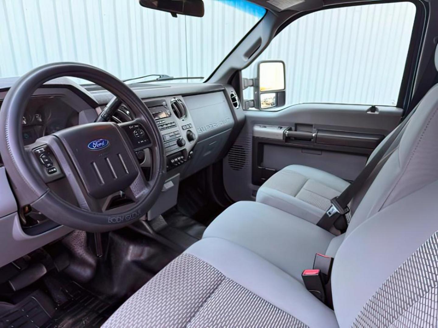 2013 BLUE /CLOTH Ford F-350 (1FT8W3DT0DE) with an Powerstroke 67L V-8 diesel direct injection engine, Automatic transmission, located at 1175 N Woodruff Ave, Idaho Falls, ID, 83401, 43.506901, -111.999657 - At Timberline Auto, finding a great deal on your next vehicle is always easy! Our experienced sales staff's goal is to help find you the right vehicle at the right price! Our knowledgeable finance department has options for almost any credit score. We offer extended service contract options to prote - Photo#11