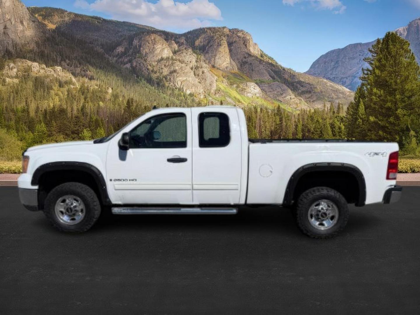 2009 Summit White /Dark Titanium GMC Sierra 2500HD (1GTHK49K19E) with an Vortec 6L V-8 variable valve control engine, Automatic transmission, located at 1175 N Woodruff Ave, Idaho Falls, ID, 83401, 43.506901, -111.999657 - At Timberline Auto, finding a great deal on your next vehicle is always easy! Our experienced sales staff's goal is to help find you the right vehicle at the right price! Our knowledgeable finance department has options for almost any credit score. We offer extended service contract options to prote - Photo#1