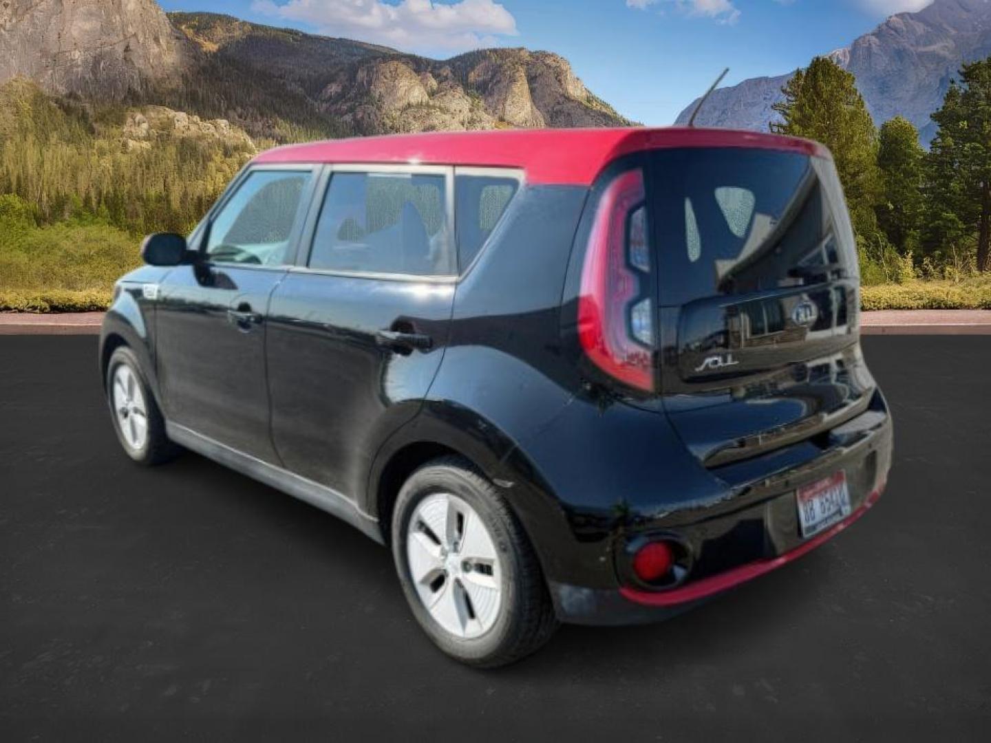 2016 BLACK /Gray Two-Tone, cloth KIA Soul EV (KNDJX3AE5G7) with an ELECTRIC engine, Automatic transmission, located at 1175 N Woodruff Ave, Idaho Falls, ID, 83401, 43.506901, -111.999657 - At Timberline Auto, finding a great deal on your next vehicle is always easy! Our experienced sales staff's goal is to help find you the right vehicle at the right price! Our knowledgeable finance department has options for almost any credit score. We offer extended service contract options to prote - Photo#2
