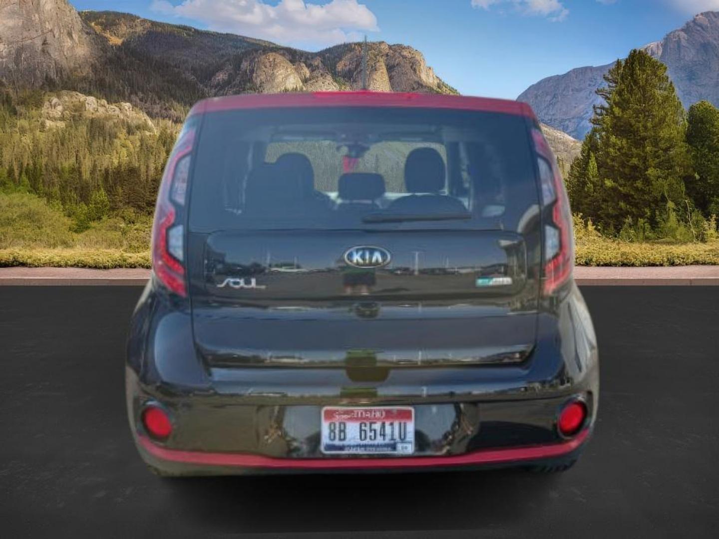 2016 BLACK /Gray Two-Tone, cloth KIA Soul EV (KNDJX3AE5G7) with an ELECTRIC engine, Automatic transmission, located at 1175 N Woodruff Ave, Idaho Falls, ID, 83401, 43.506901, -111.999657 - At Timberline Auto, finding a great deal on your next vehicle is always easy! Our experienced sales staff's goal is to help find you the right vehicle at the right price! Our knowledgeable finance department has options for almost any credit score. We offer extended service contract options to prote - Photo#3