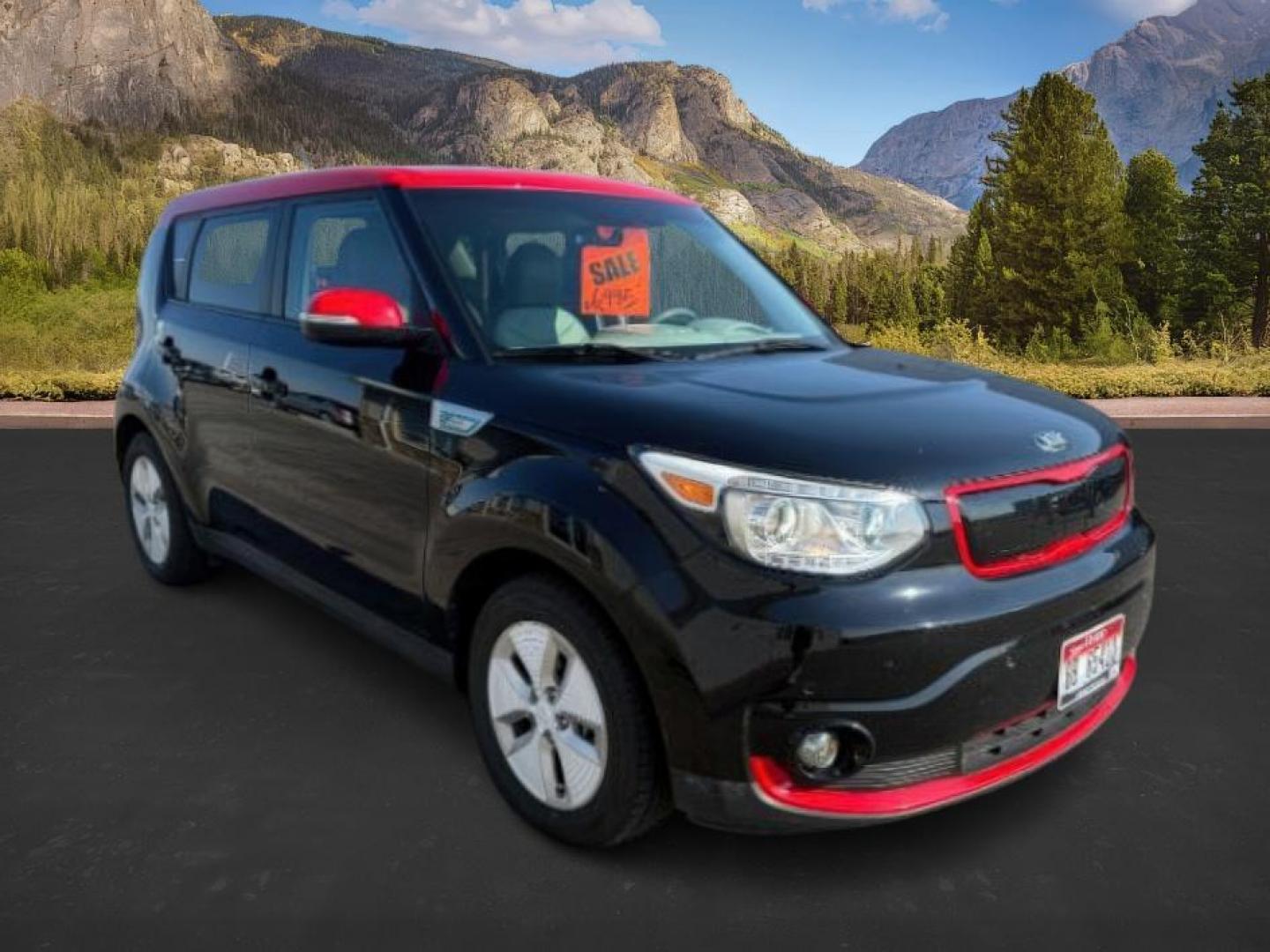 2016 BLACK /Gray Two-Tone, cloth KIA Soul EV (KNDJX3AE5G7) with an ELECTRIC engine, Automatic transmission, located at 1175 N Woodruff Ave, Idaho Falls, ID, 83401, 43.506901, -111.999657 - At Timberline Auto, finding a great deal on your next vehicle is always easy! Our experienced sales staff's goal is to help find you the right vehicle at the right price! Our knowledgeable finance department has options for almost any credit score. We offer extended service contract options to prote - Photo#8