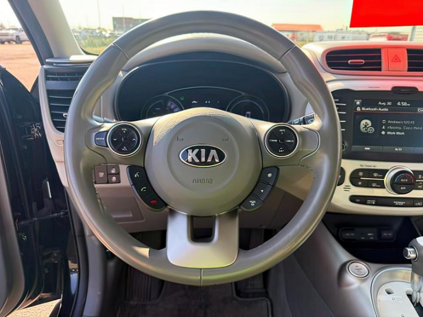 2016 BLACK /Gray Two-Tone, cloth KIA Soul EV (KNDJX3AE5G7) with an ELECTRIC engine, Automatic transmission, located at 1175 N Woodruff Ave, Idaho Falls, ID, 83401, 43.506901, -111.999657 - At Timberline Auto, finding a great deal on your next vehicle is always easy! Our experienced sales staff's goal is to help find you the right vehicle at the right price! Our knowledgeable finance department has options for almost any credit score. We offer extended service contract options to prote - Photo#13
