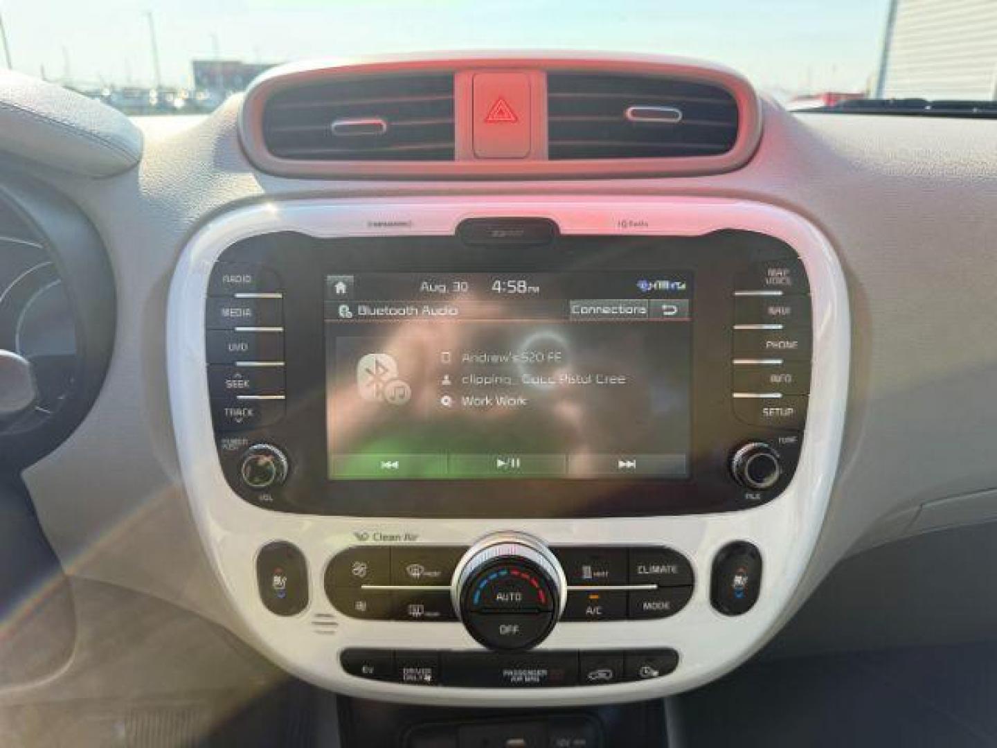 2016 BLACK /Gray Two-Tone, cloth KIA Soul EV (KNDJX3AE5G7) with an ELECTRIC engine, Automatic transmission, located at 1175 N Woodruff Ave, Idaho Falls, ID, 83401, 43.506901, -111.999657 - At Timberline Auto, finding a great deal on your next vehicle is always easy! Our experienced sales staff's goal is to help find you the right vehicle at the right price! Our knowledgeable finance department has options for almost any credit score. We offer extended service contract options to prote - Photo#37