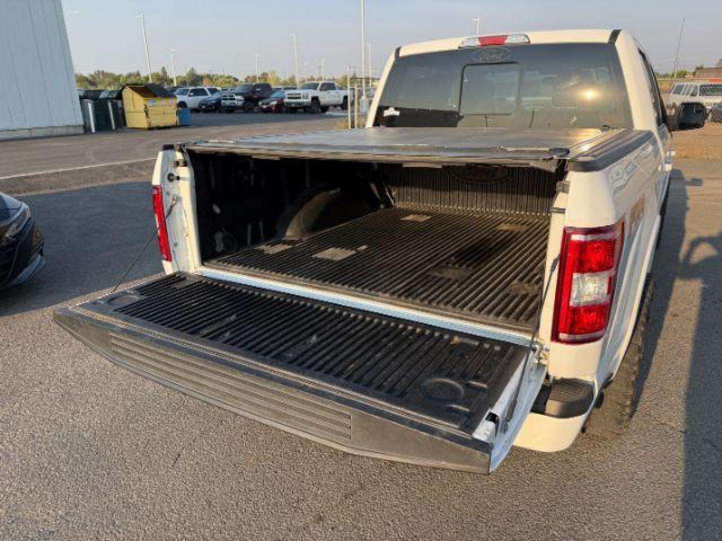 2019 Oxford White /Black Ford F-150 (1FTEW1EP7KF) with an EcoBoost 27L V-6 portdirect injection engine, Automatic transmission, located at 1175 N Woodruff Ave, Idaho Falls, ID, 83401, 43.506901, -111.999657 - At Timberline Auto, finding a great deal on your next vehicle is always easy! Our experienced sales staff's goal is to help find you the right vehicle at the right price! Our knowledgeable finance department has options for almost any credit score. We offer extended service contract options to prote - Photo#4
