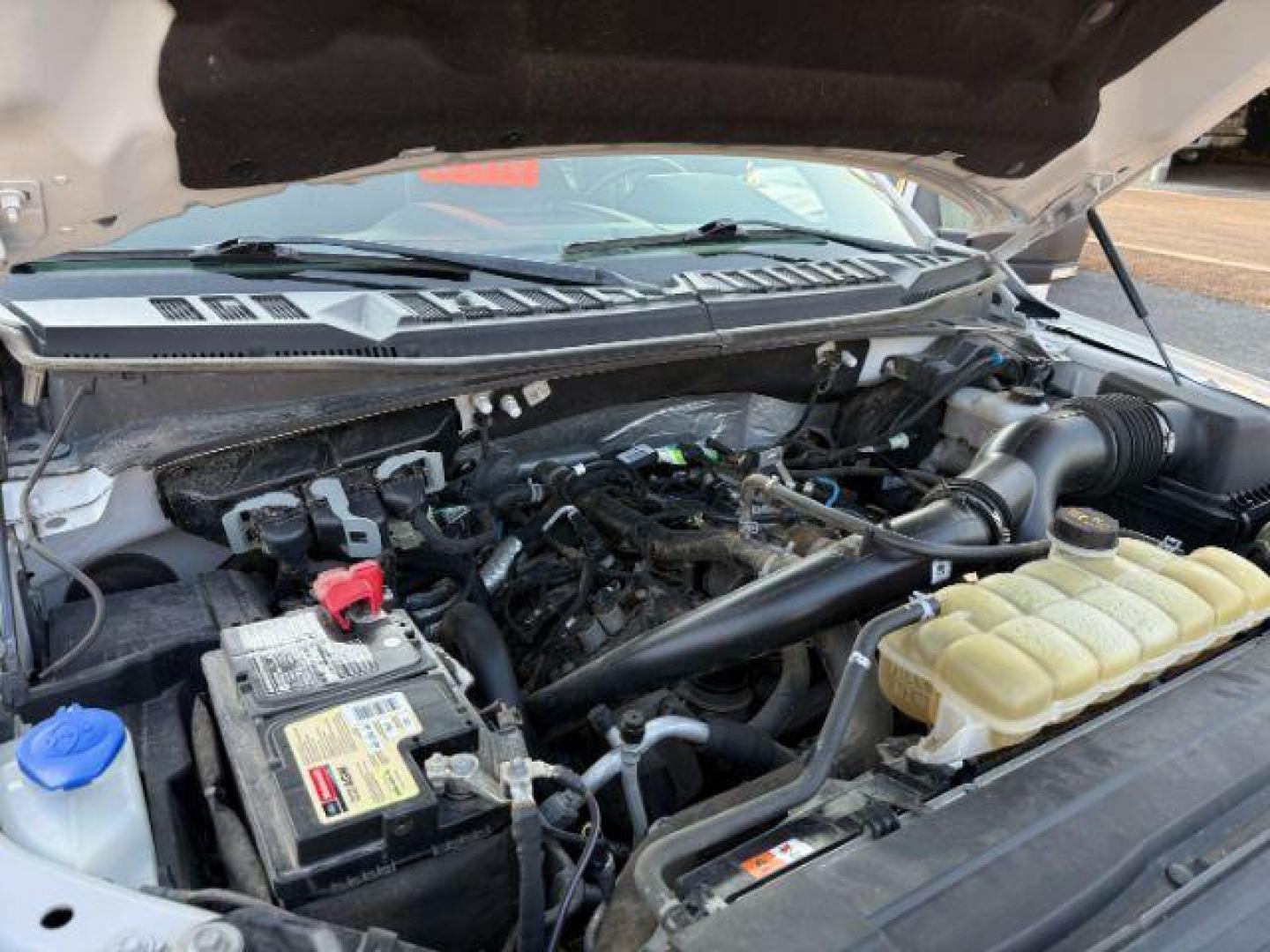 2019 Oxford White /Black Ford F-150 (1FTEW1EP7KF) with an EcoBoost 27L V-6 portdirect injection engine, Automatic transmission, located at 1175 N Woodruff Ave, Idaho Falls, ID, 83401, 43.506901, -111.999657 - At Timberline Auto, finding a great deal on your next vehicle is always easy! Our experienced sales staff's goal is to help find you the right vehicle at the right price! Our knowledgeable finance department has options for almost any credit score. We offer extended service contract options to prote - Photo#22