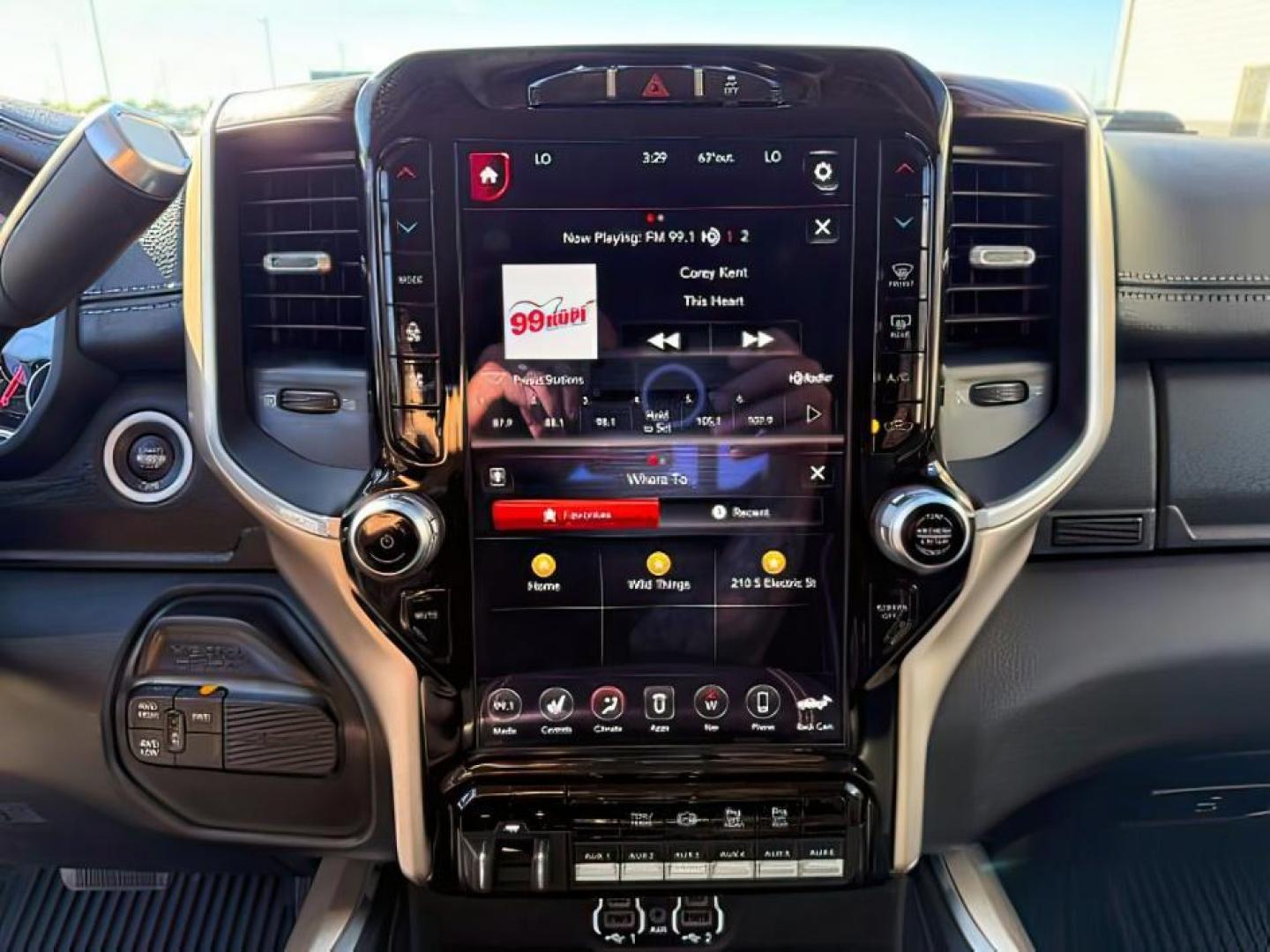 2021 GRAY /Black Ram 3500 (3C63R3JL8MG) with an Cummins High Output 67L I-6 diesel direct injecti engine, Automatic transmission, located at 1175 N Woodruff Ave, Idaho Falls, ID, 83401, 43.506901, -111.999657 - At Timberline Auto, finding a great deal on your next vehicle is always easy! Our experienced sales staff's goal is to help find you the right vehicle at the right price! Our knowledgeable finance department has options for almost any credit score. We offer extended service contract options to prote - Photo#15