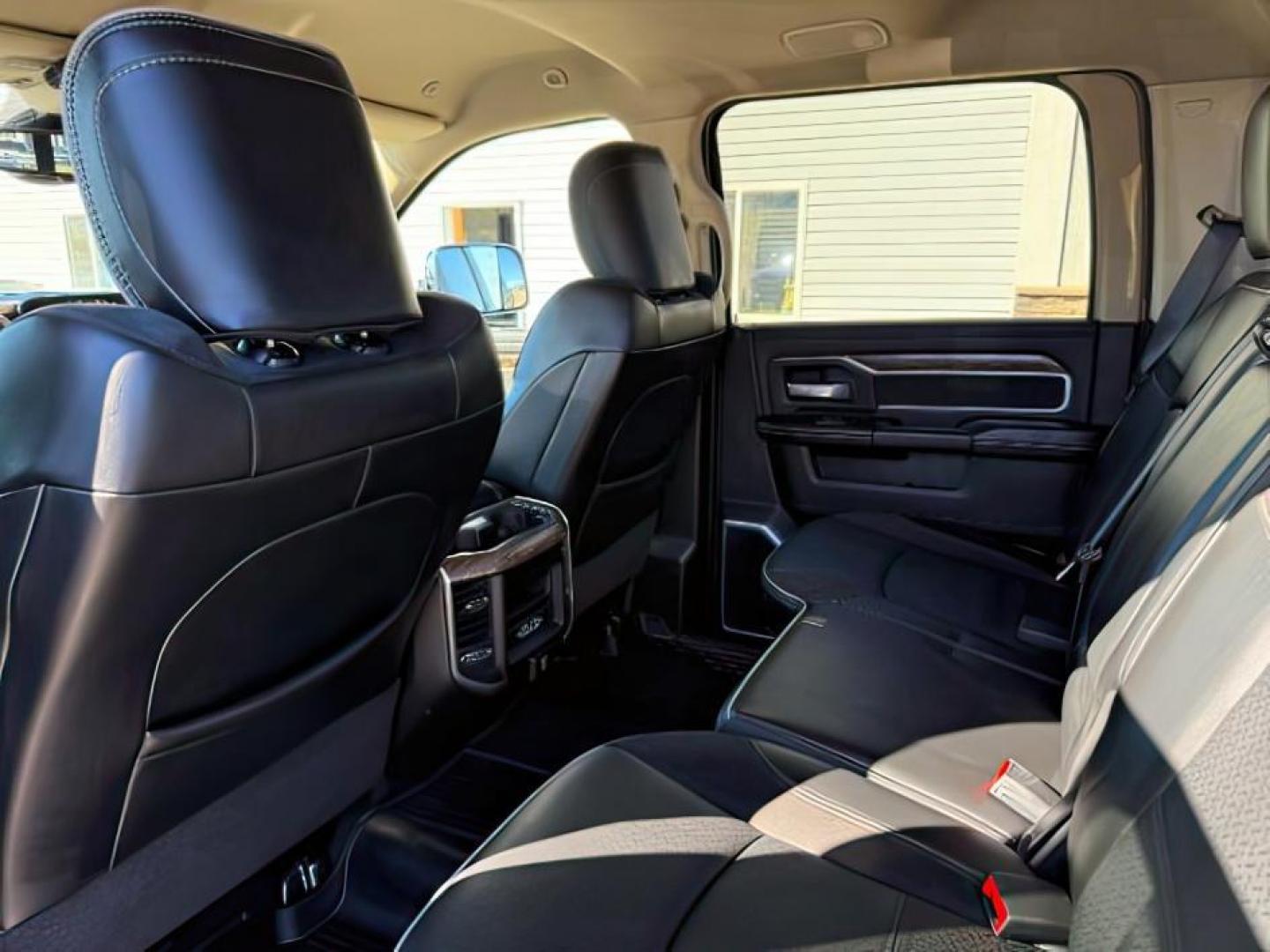 2021 GRAY /Black Ram 3500 (3C63R3JL8MG) with an Cummins High Output 67L I-6 diesel direct injecti engine, Automatic transmission, located at 1175 N Woodruff Ave, Idaho Falls, ID, 83401, 43.506901, -111.999657 - At Timberline Auto, finding a great deal on your next vehicle is always easy! Our experienced sales staff's goal is to help find you the right vehicle at the right price! Our knowledgeable finance department has options for almost any credit score. We offer extended service contract options to prote - Photo#23