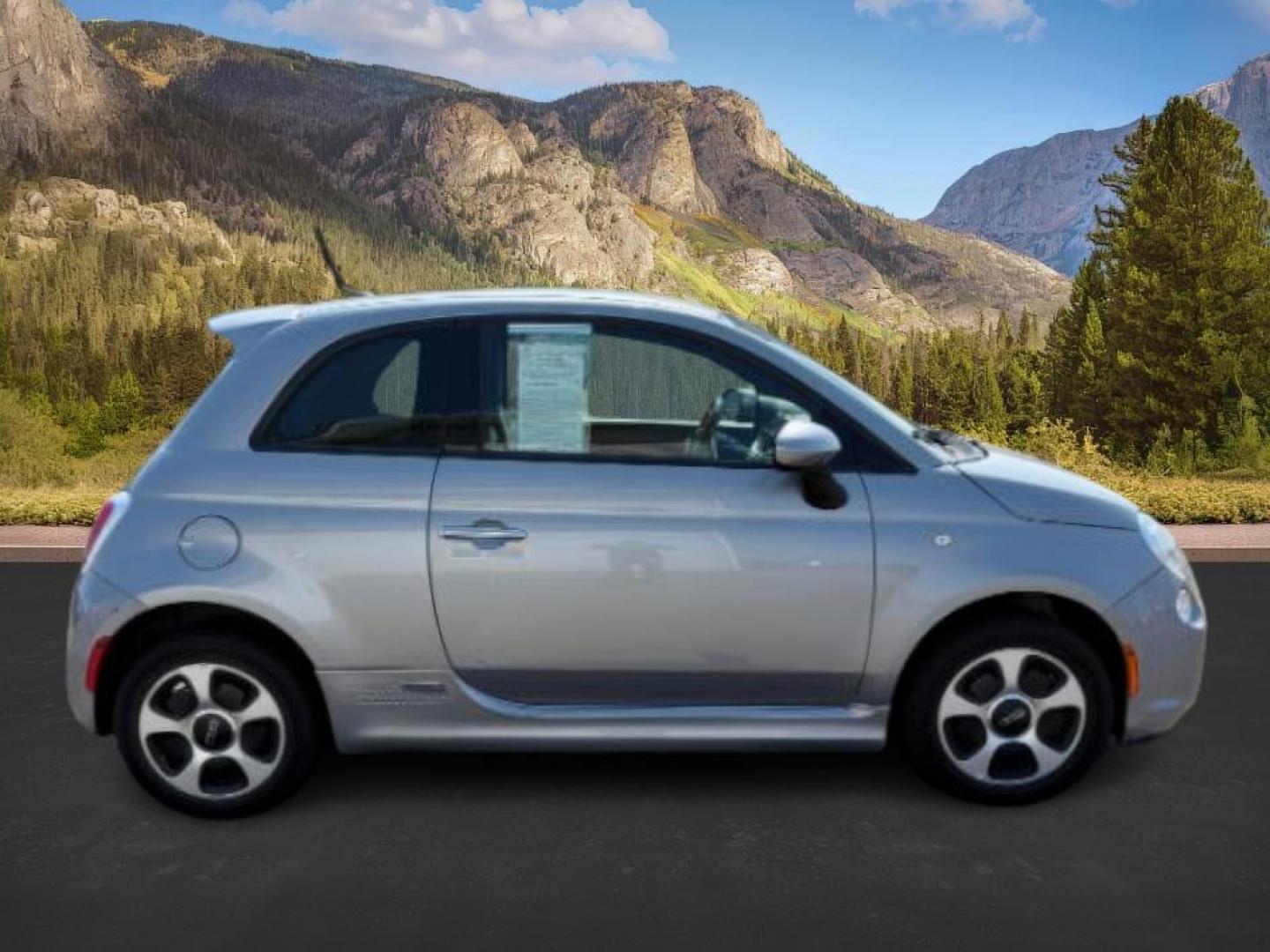 2017 SILVER /Black, leatherette Fiat 500e (3C3CFFGE7HT) with an ELECTRIC engine, located at 1175 N Woodruff Ave, Idaho Falls, ID, 83401, 43.506901, -111.999657 - At Timberline Auto, finding a great deal on your next vehicle is always easy! Our experienced sales staff's goal is to help find you the right vehicle at the right price! Our knowledgeable finance department has options for almost any credit score. We offer extended service contract options to prote - Photo#6