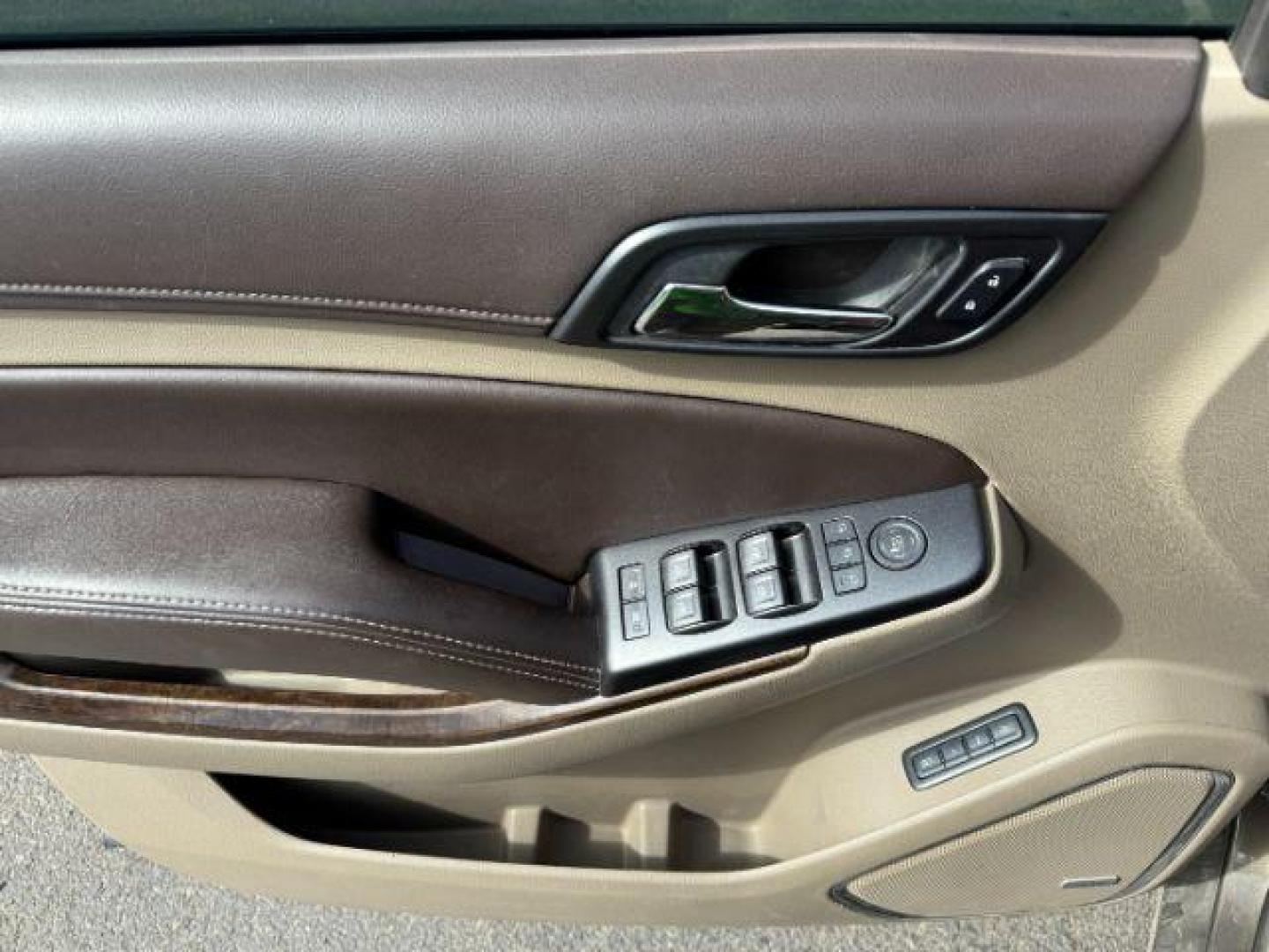 2015 BROWN /Cocoa/Dune Chevrolet Suburban 1500 (1GNSKJKC6FR) with an EcoTec3 53L V-8 gasoline direct injection engine, Automatic transmission, located at 1175 N Woodruff Ave, Idaho Falls, ID, 83401, 43.506901, -111.999657 - At Timberline Auto, finding a great deal on your next vehicle is always easy! Our experienced sales staff's goal is to help find you the right vehicle at the right price! Our knowledgeable finance department has options for almost any credit score. We offer extended service contract options to prote - Photo#19