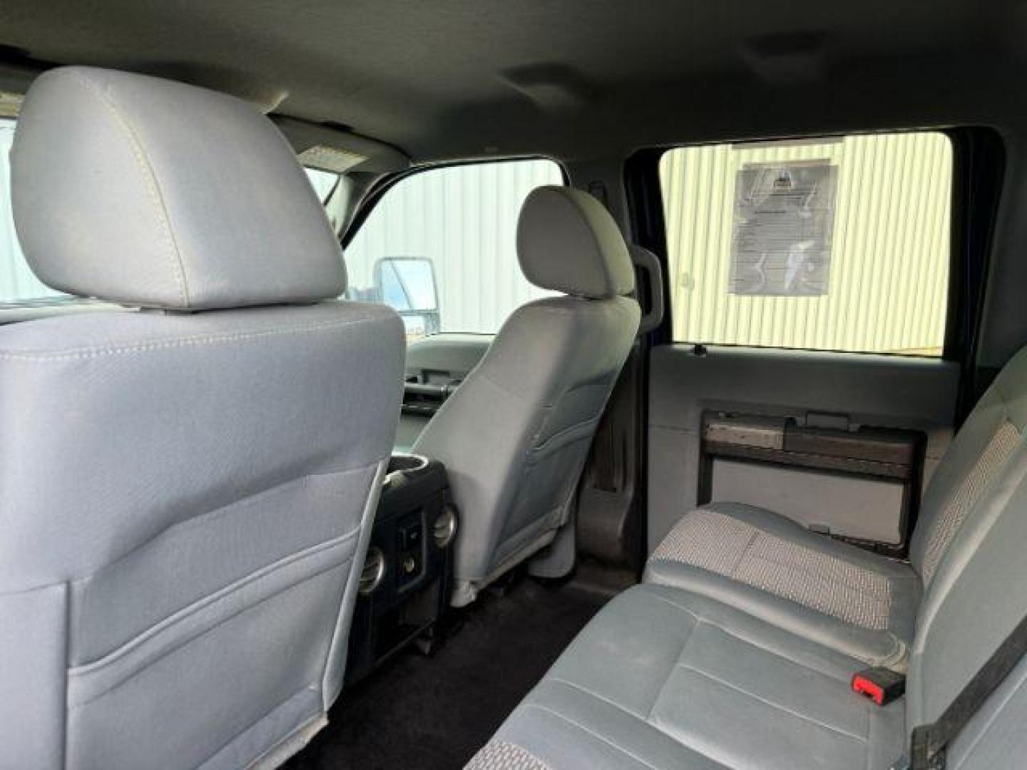 2011 BLUE /GRAY Ford F-250 (1FT7W2B65BE) with an Triton 62L V-8 variable valve control engine, Automatic transmission, located at 1175 N Woodruff Ave, Idaho Falls, ID, 83401, 43.506901, -111.999657 - At Timberline Auto, finding a great deal on your next vehicle is always easy! Our experienced sales staff's goal is to help find you the right vehicle at the right price! Our knowledgeable finance department has options for almost any credit score. We offer extended service contract options to prote - Photo#41